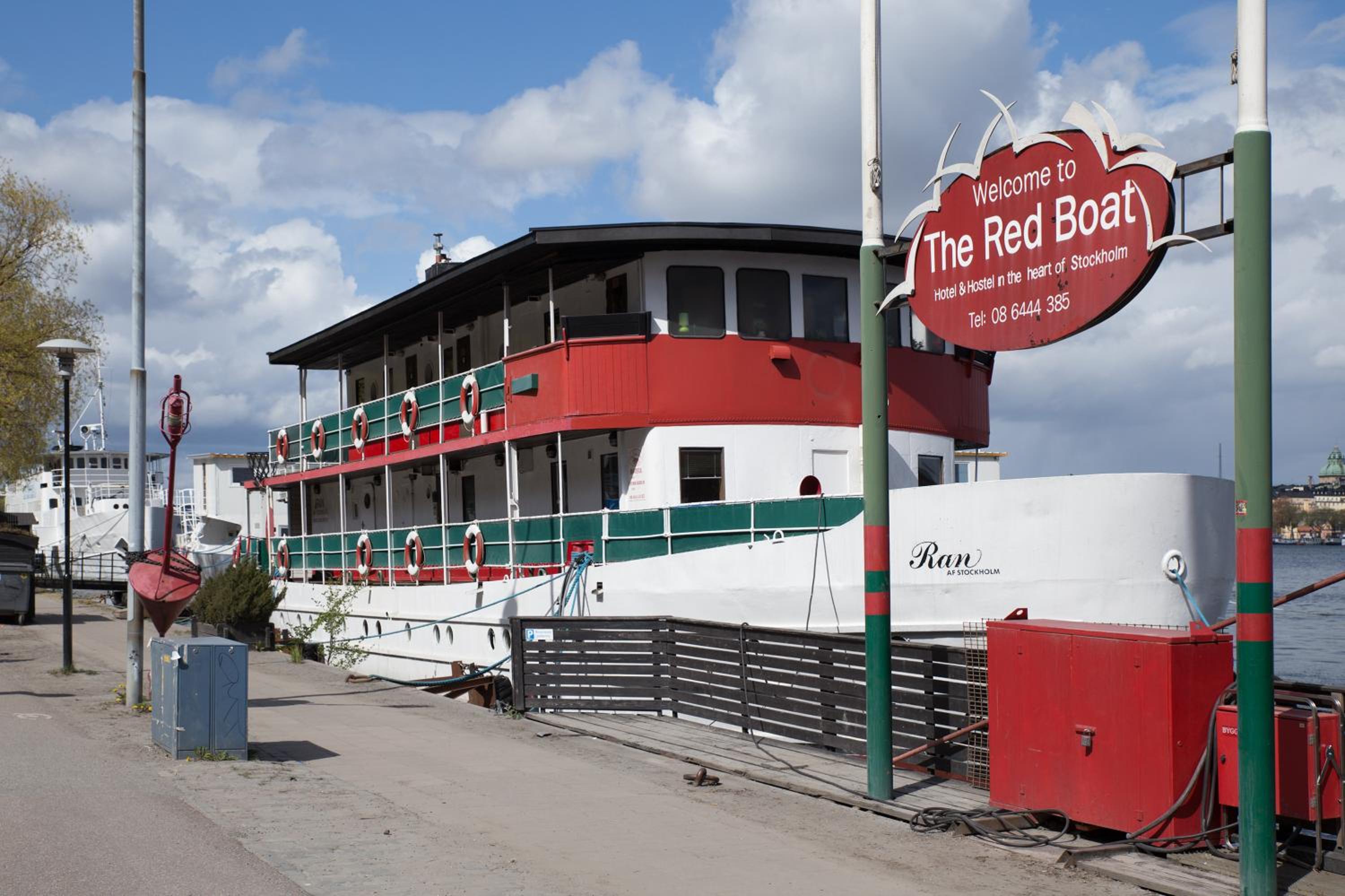 The Red Boat 26