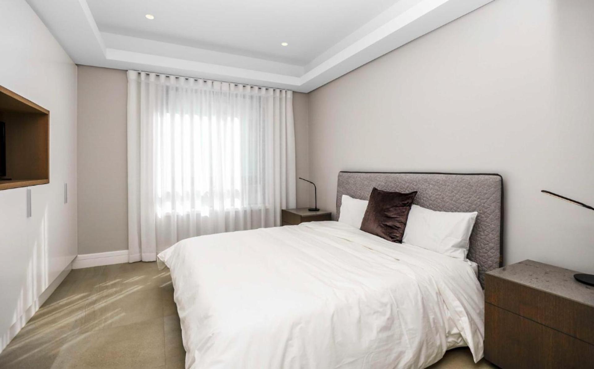 Johannesburg Vacations - Remarkable 2-Bed Apartment in Johannesburg - Property Image 2
