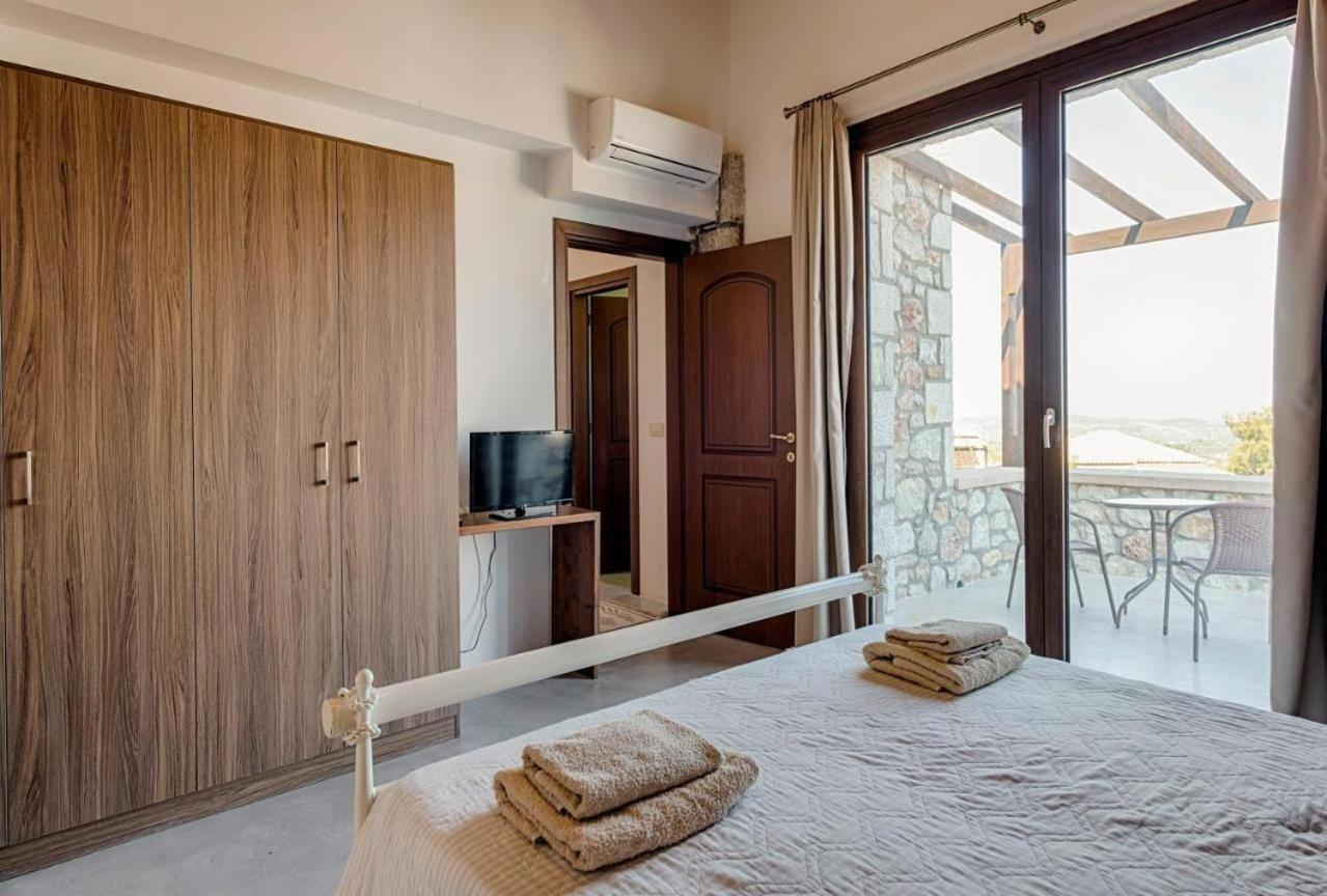 Salagro Seaview Villas Salakos