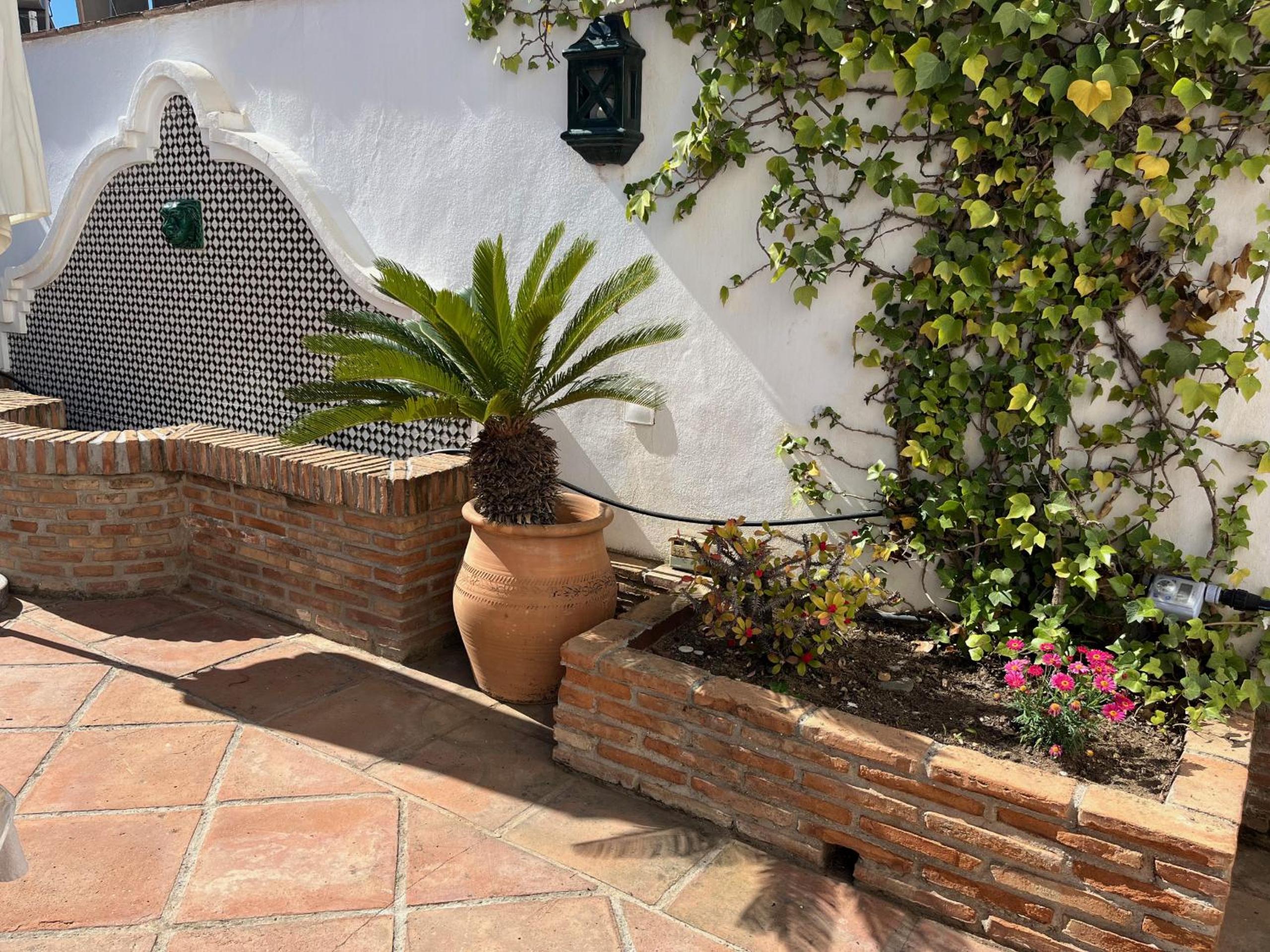 Nerja Paradise Rentals - Villa Almassora view 4