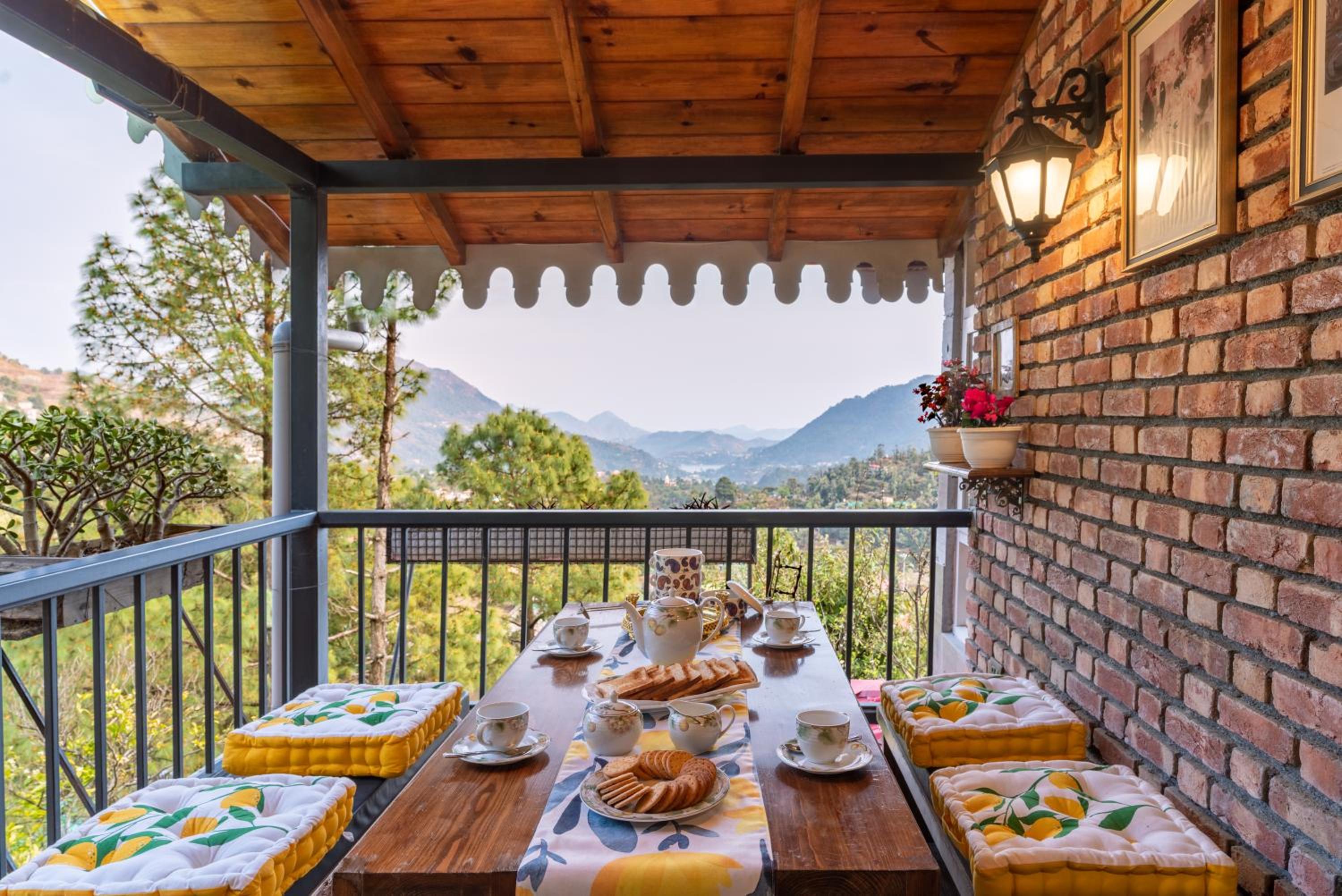 SaffronStays Farsouli 1° view 2