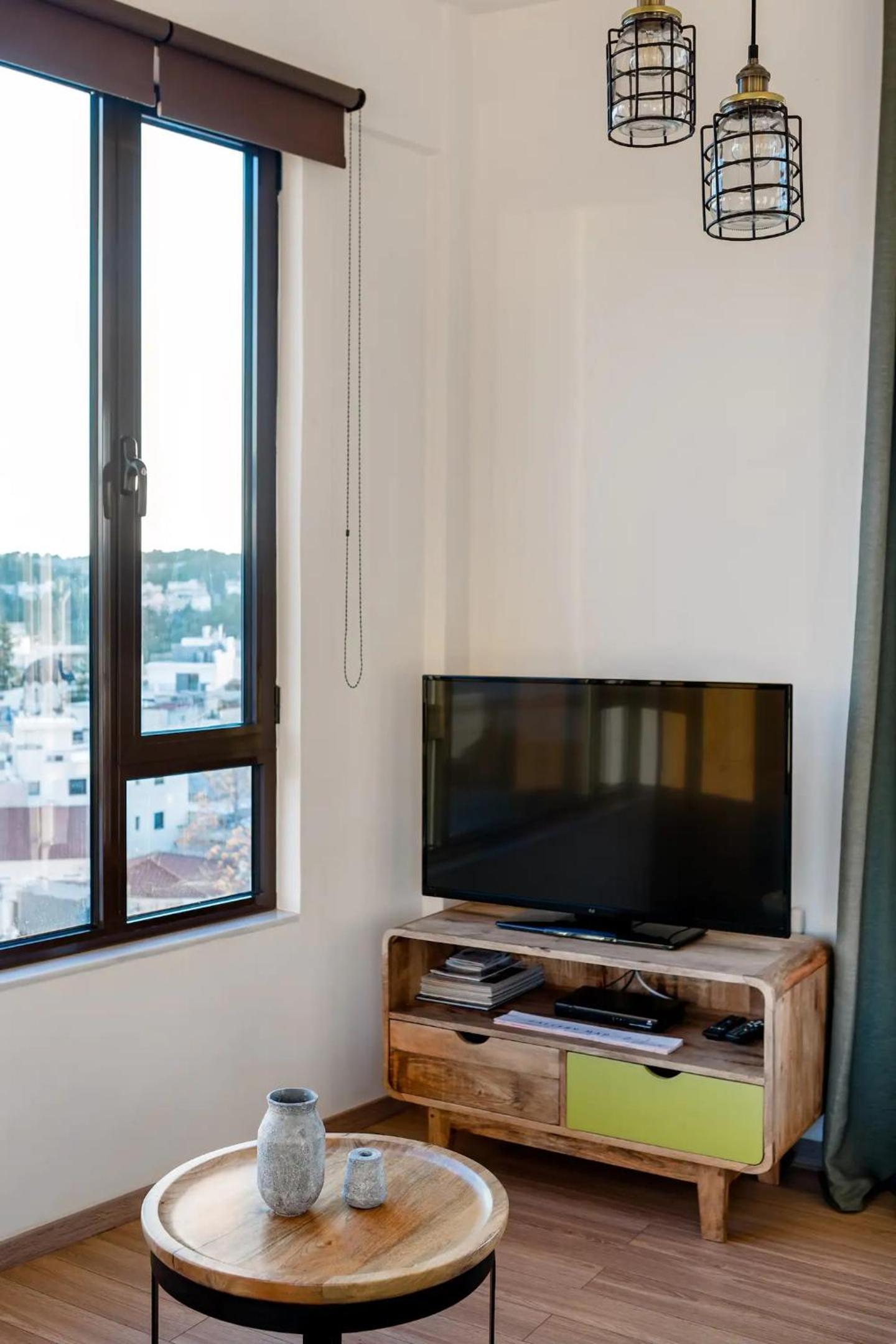 Explore Nightlife Near an Apartment With an Acropolis View