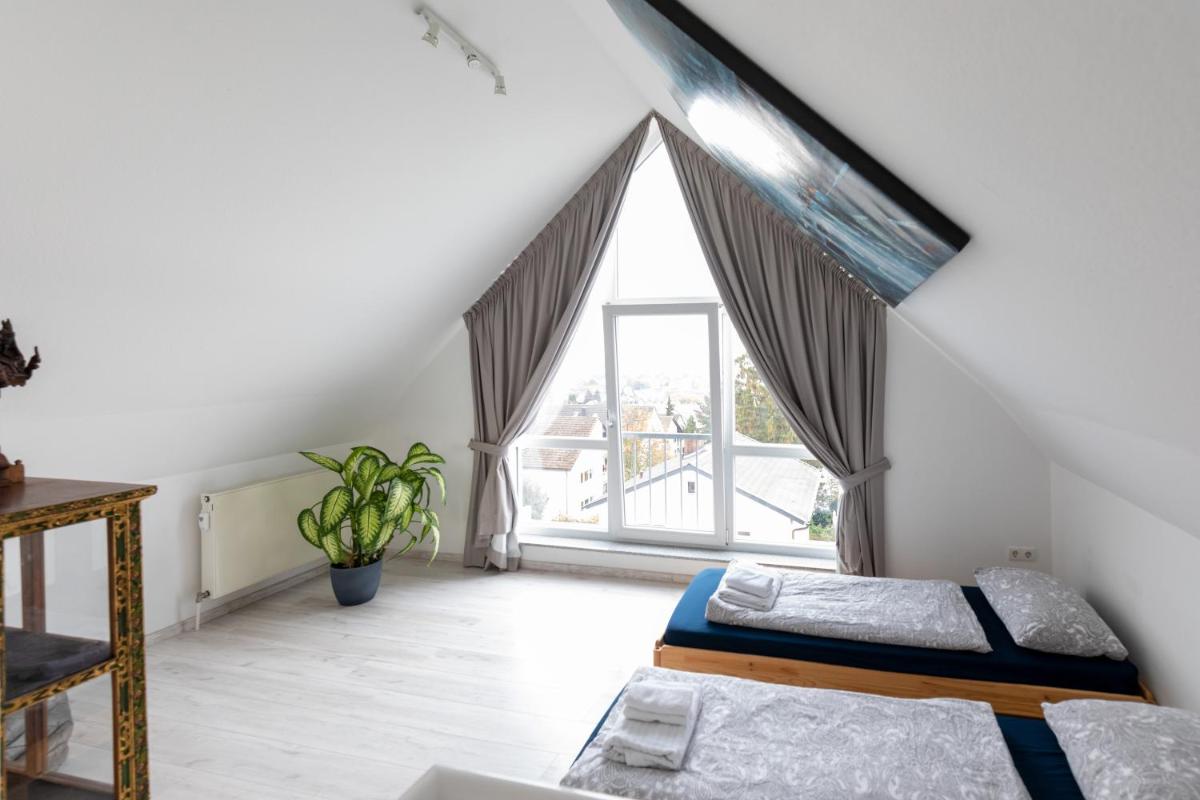The Beverly Hills of Frankfurt in Hofheim Penthouse or Garden