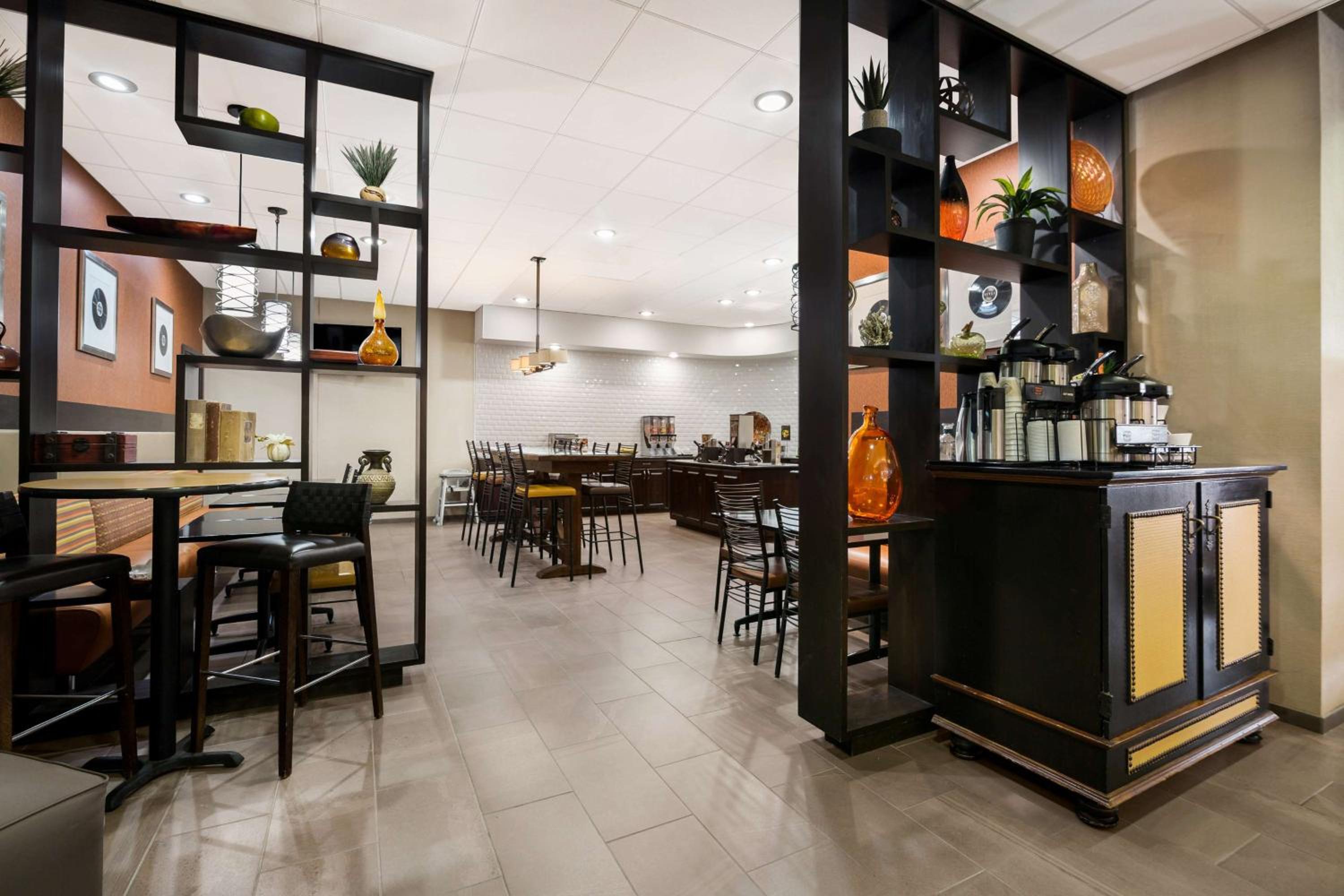 Minot Vacations - Revel Hotel Minot - SureStay Collection by Best Western - Property Image 9