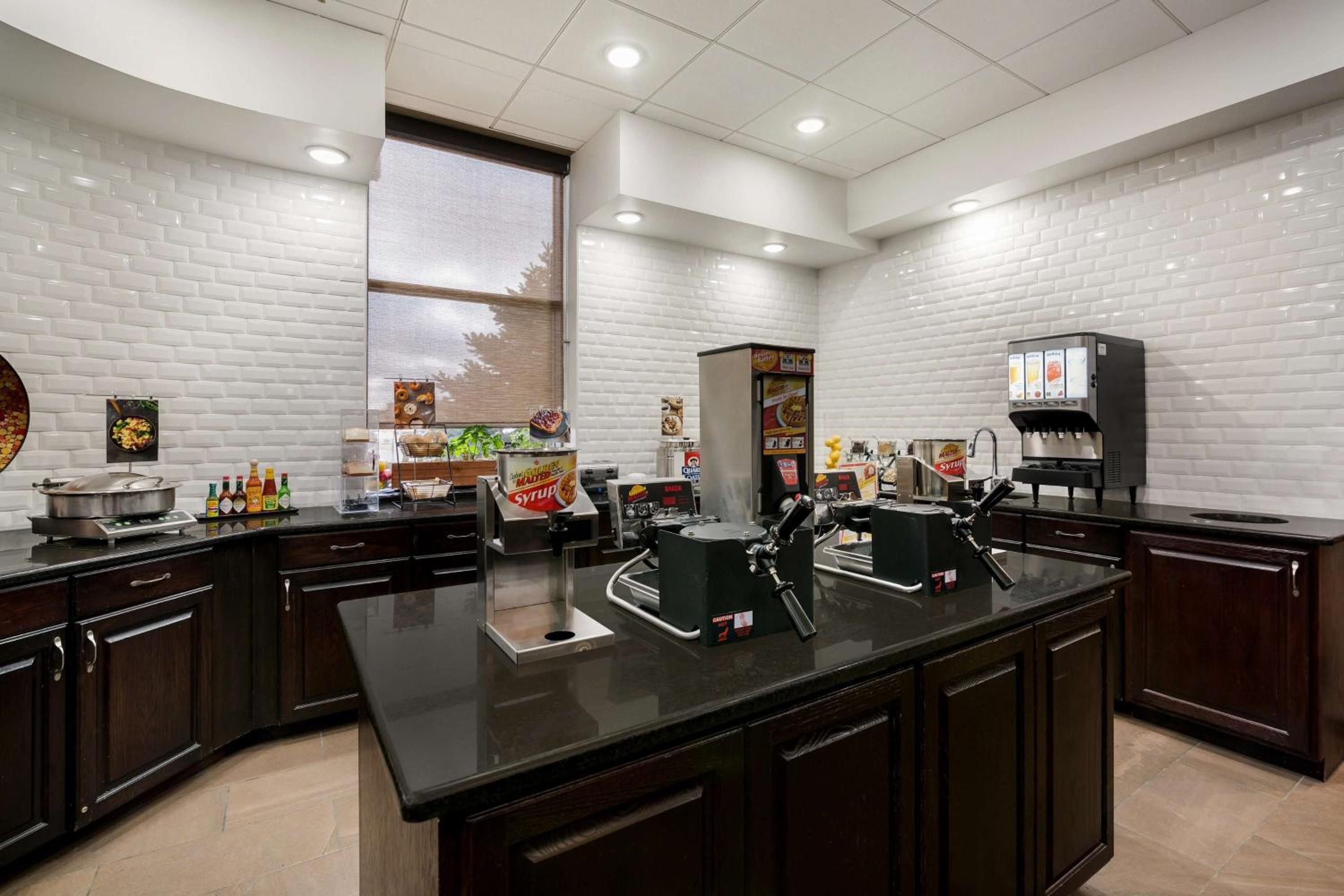 Minot Vacations - Revel Hotel Minot - SureStay Collection by Best Western - Property Image 10