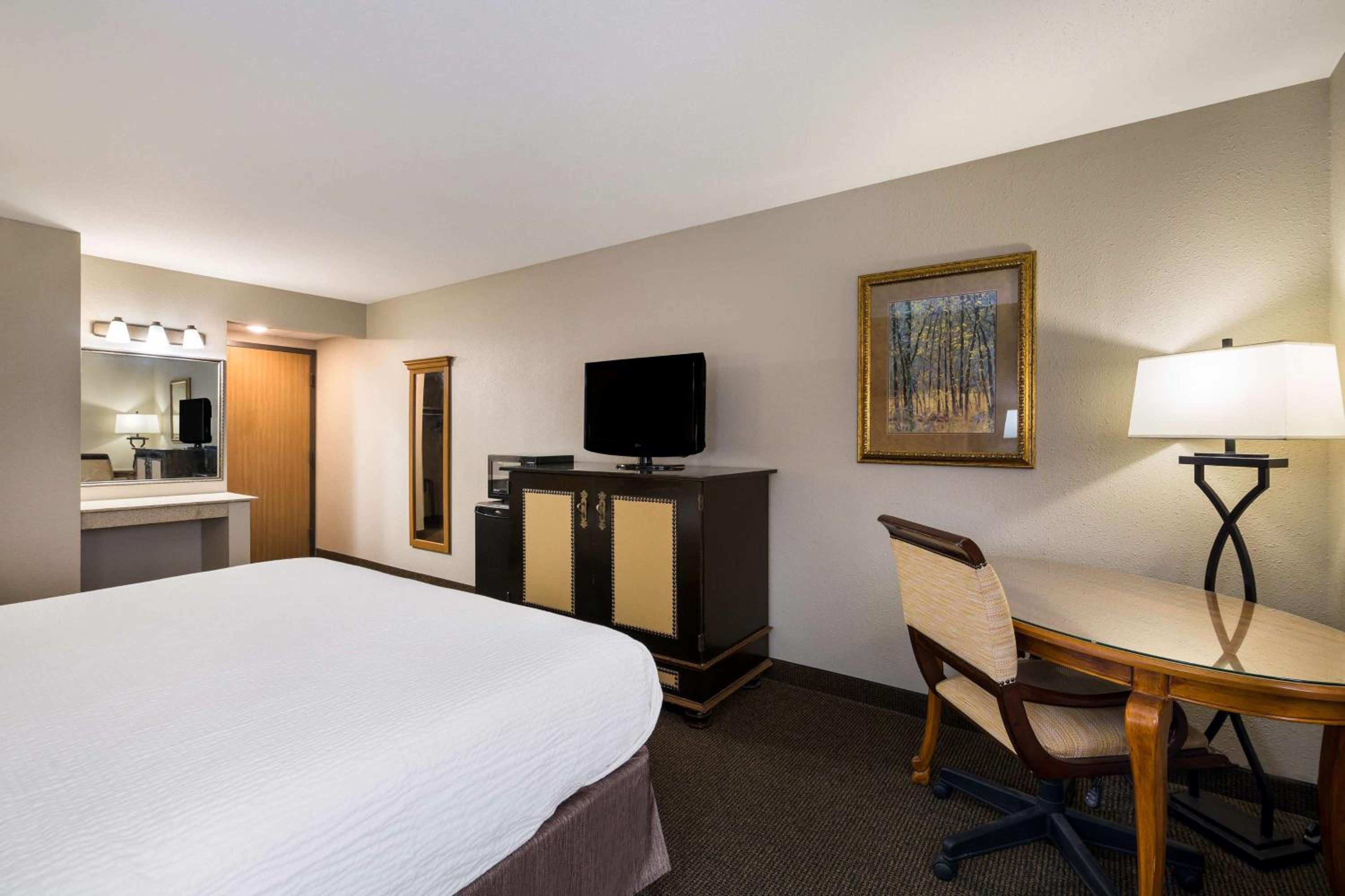 Minot Vacations - Revel Hotel Minot - SureStay Collection by Best Western - Property Image 15