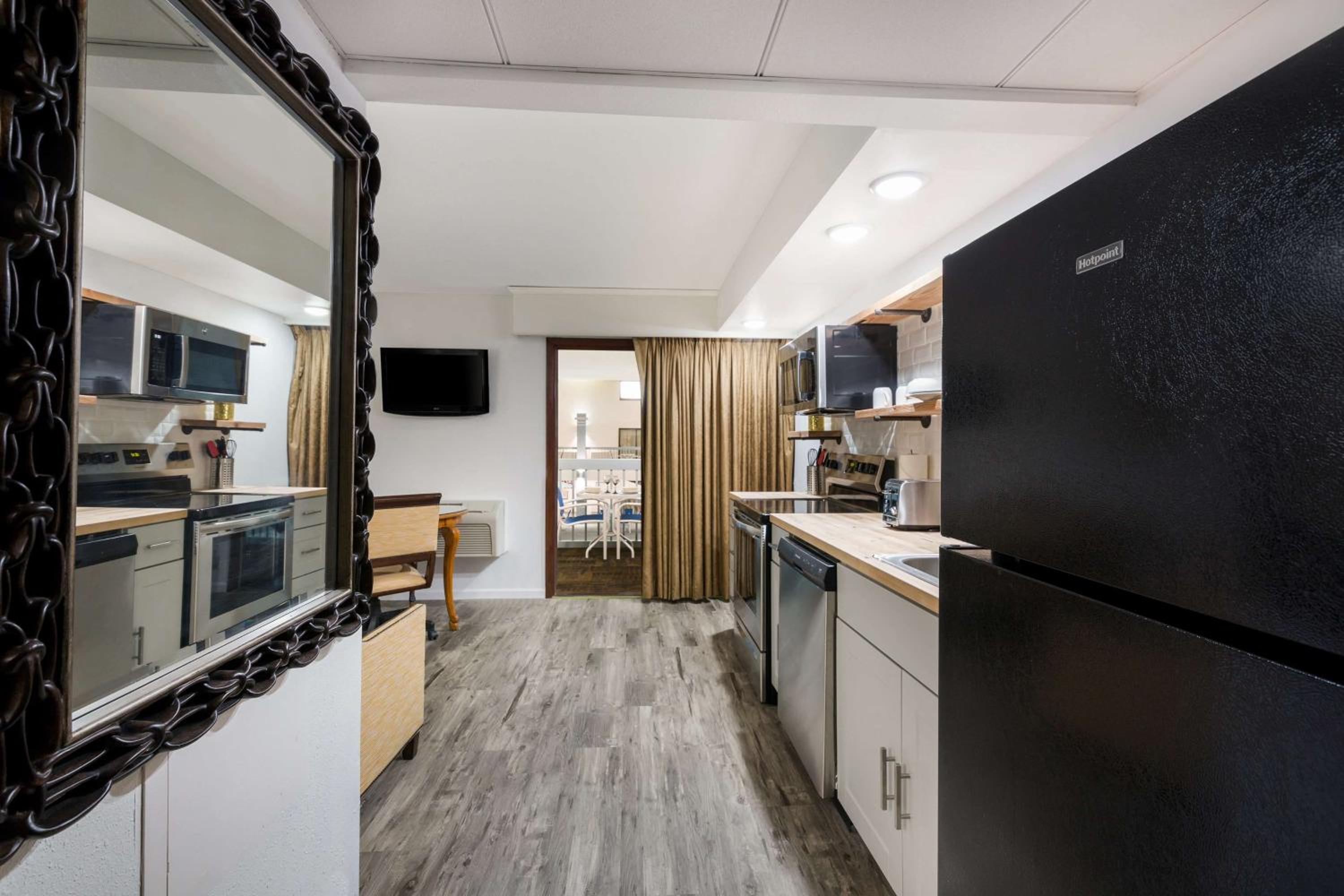 Minot Vacations - Revel Hotel Minot - SureStay Collection by Best Western - Property Image 17