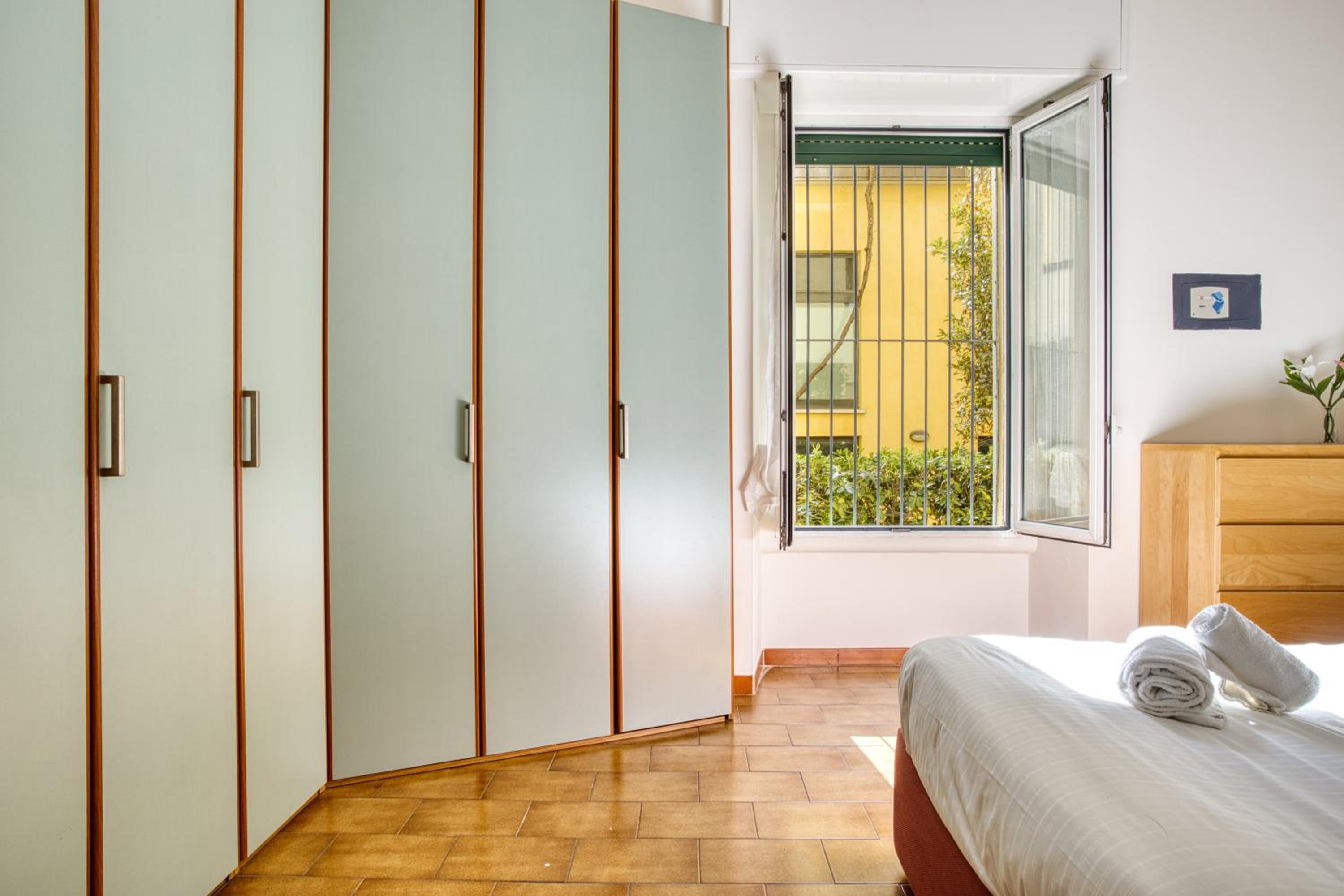 JOIVY Adorable 1 bed flat near centre