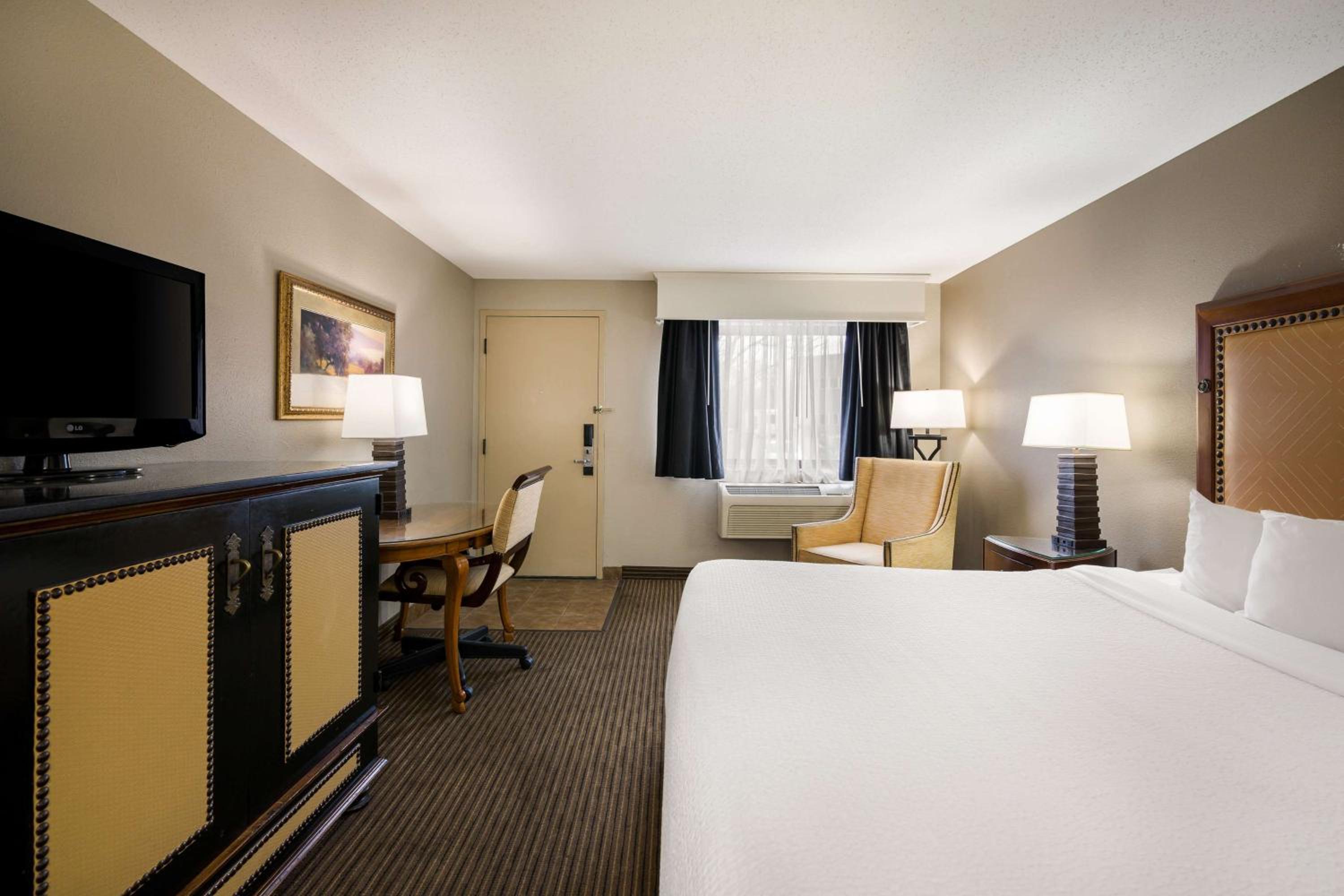 Minot Vacations - Revel Hotel Minot - SureStay Collection by Best Western - Property Image 37