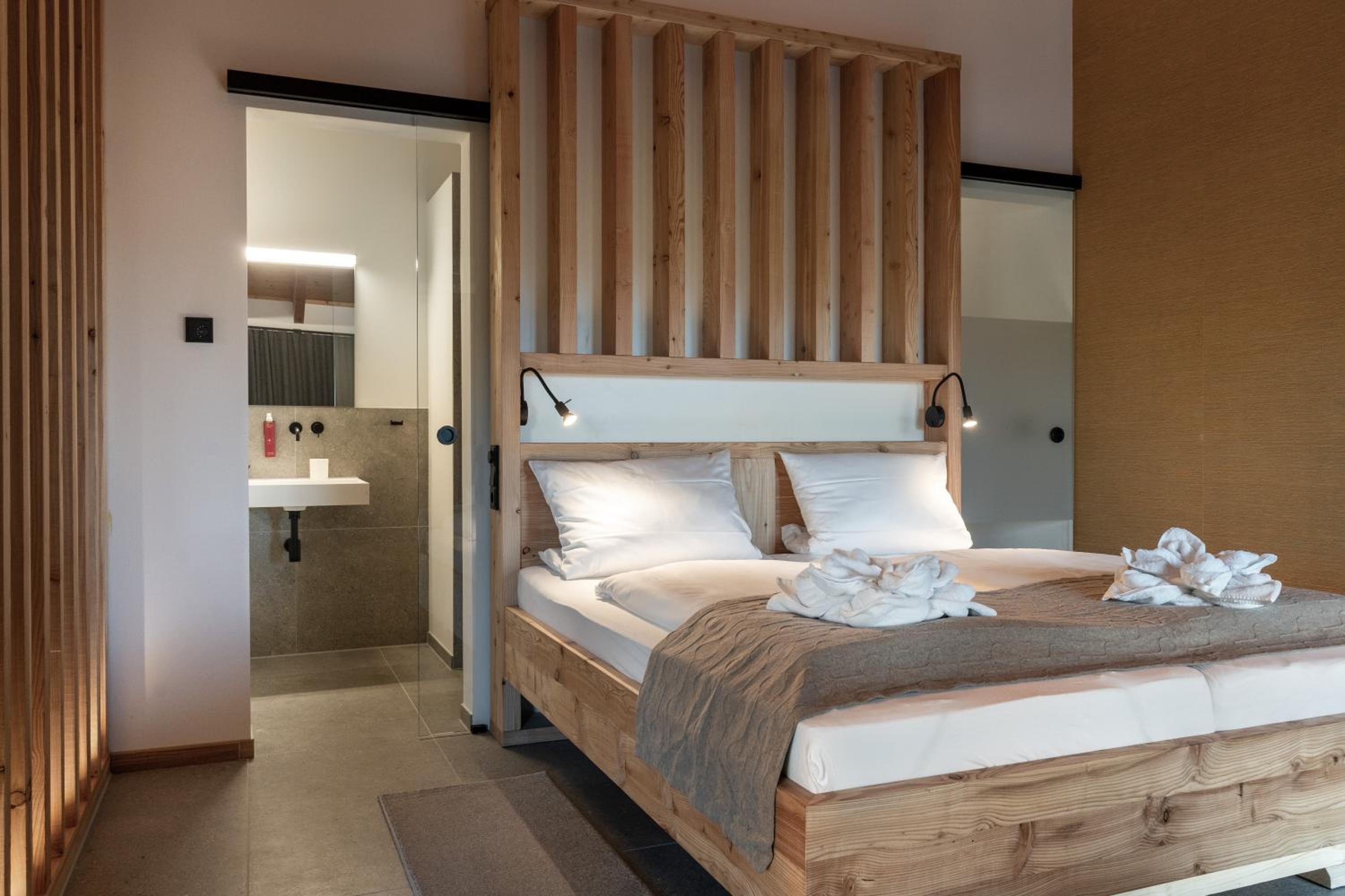 Forstgut - Premium Waldchalets und Lodge Suiten