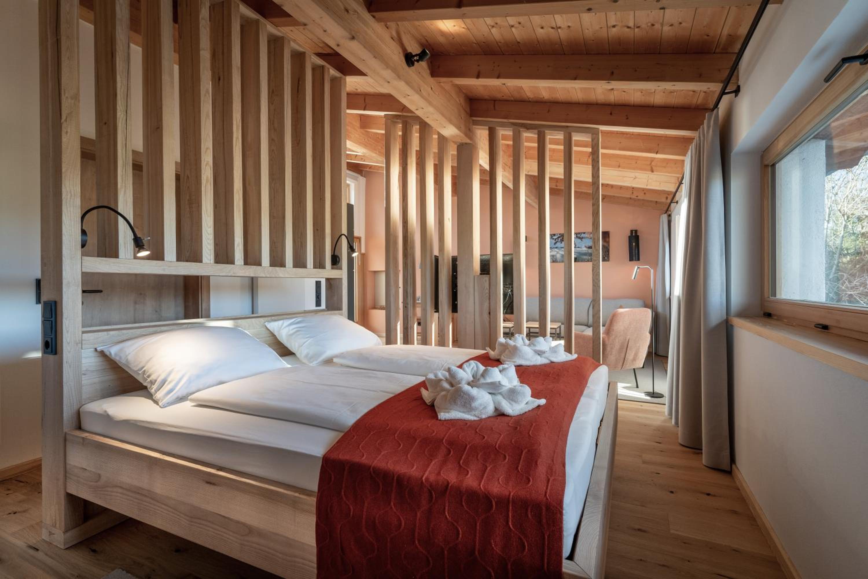 Forstgut - Premium Waldchalets und Lodge Suiten