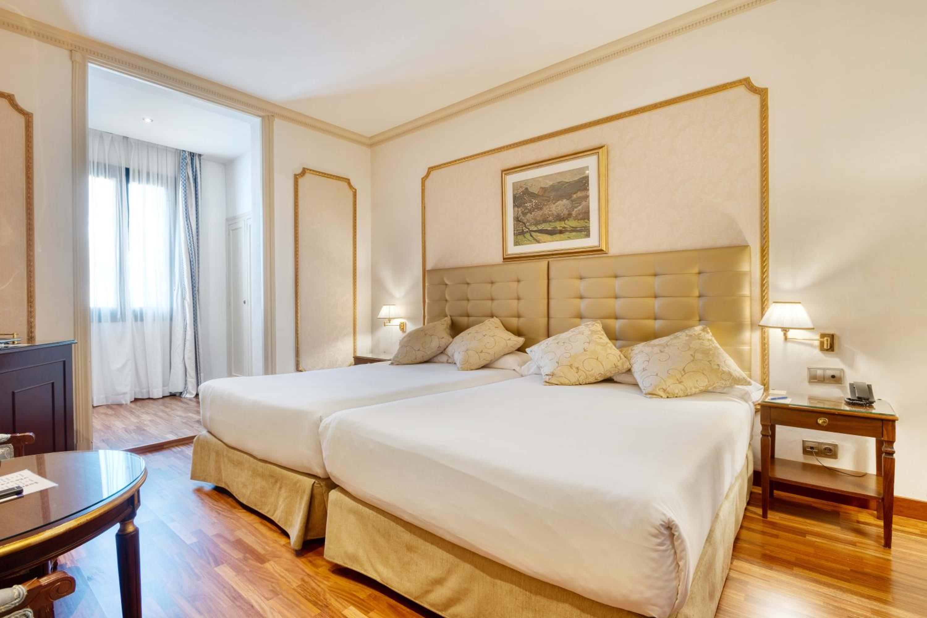 Hotel Roger de Llúria photo 4