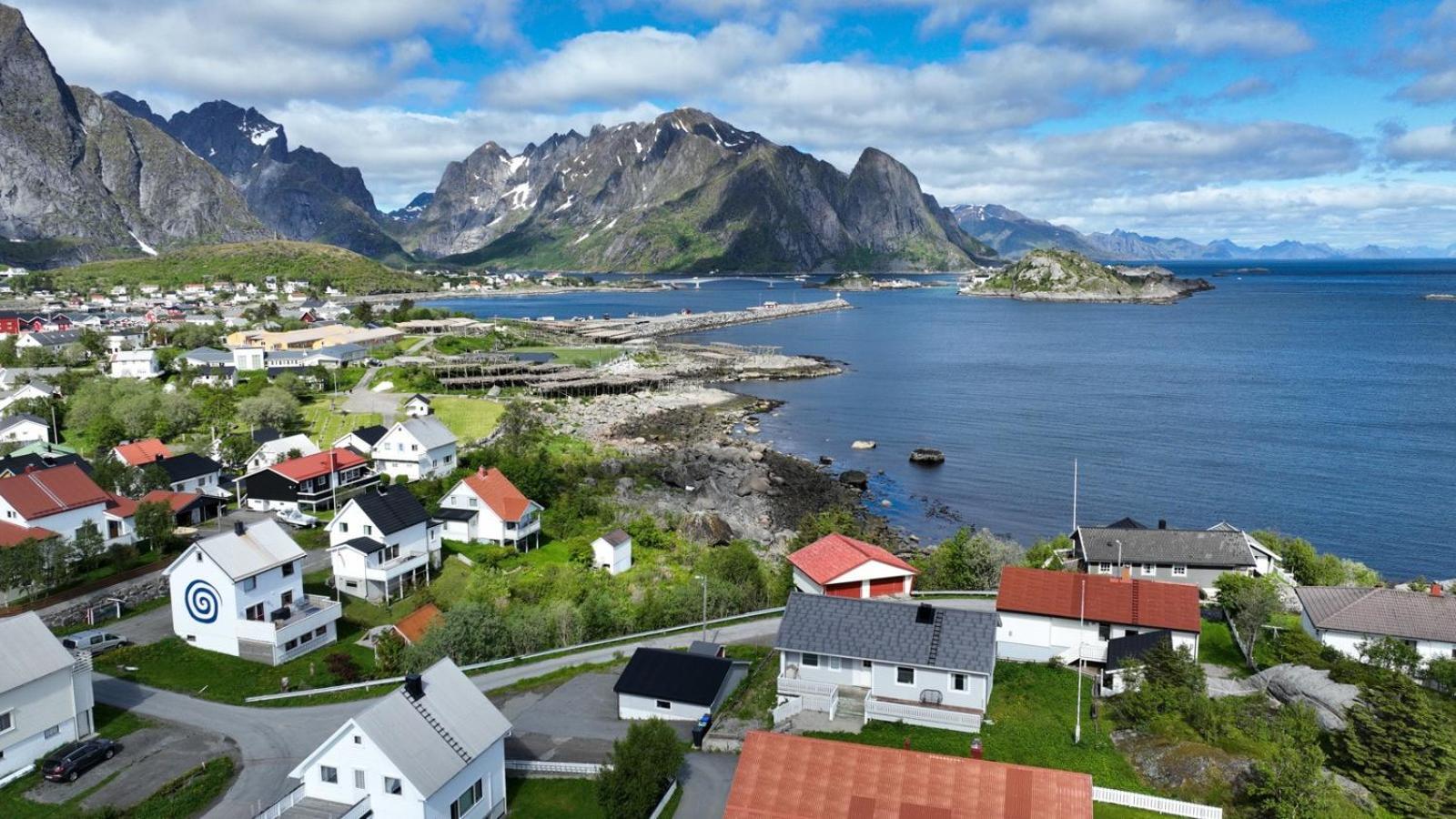 House in the heart of Lofoten with spectacular view