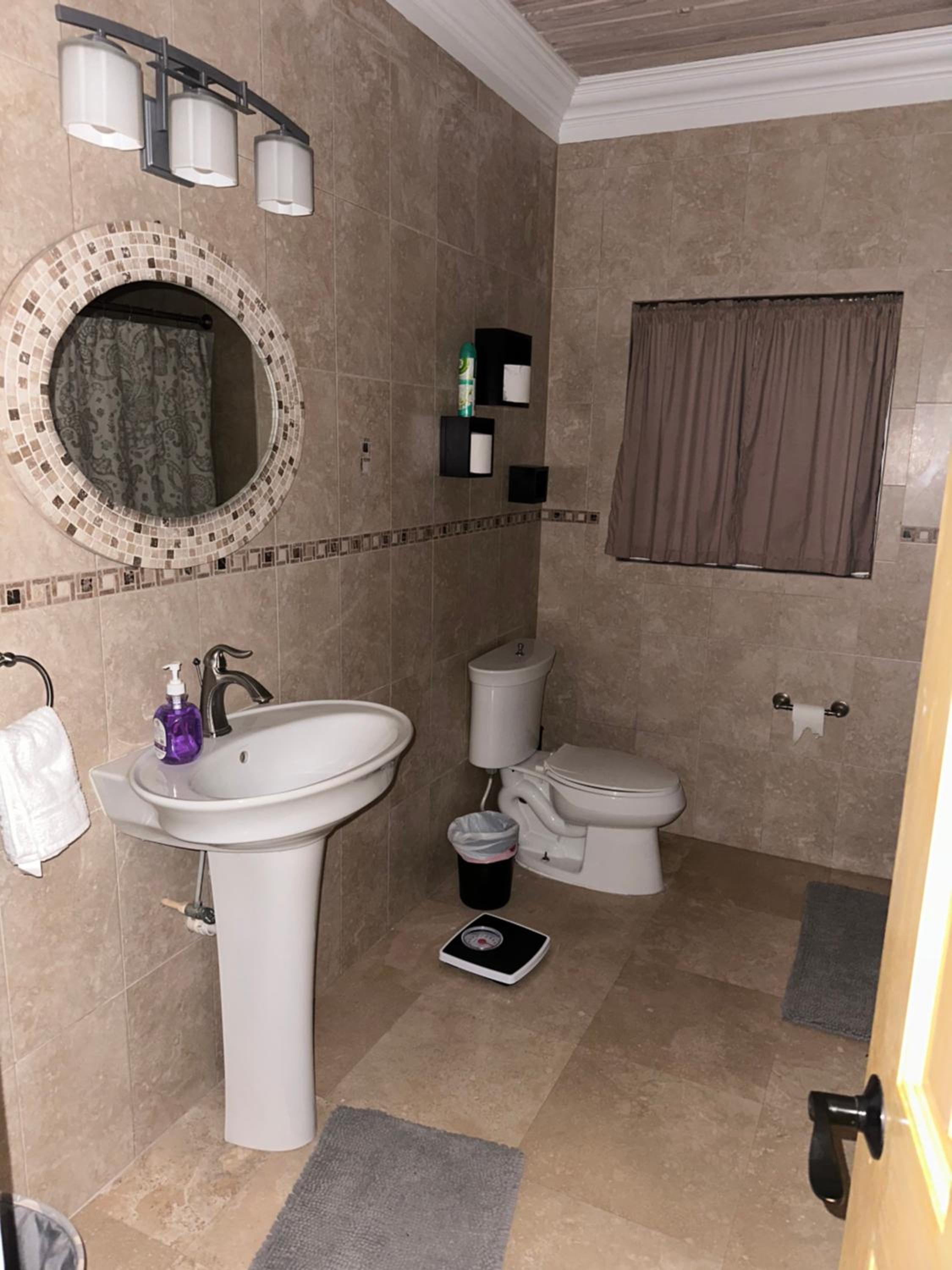 Hidden Gem Exuma - KING BED master suite and central air