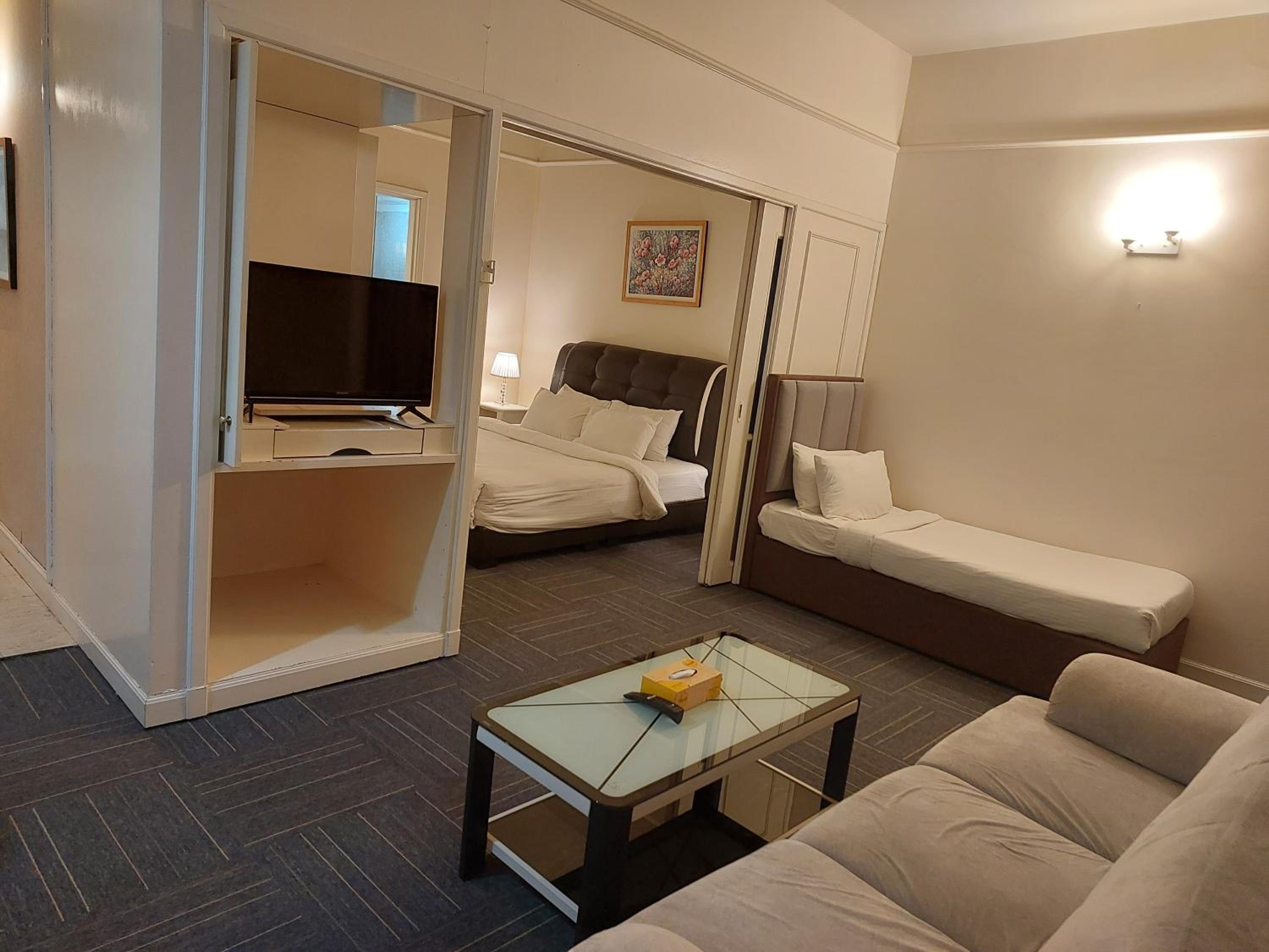 PERFECT HOME STAY at TIMES SQUARE