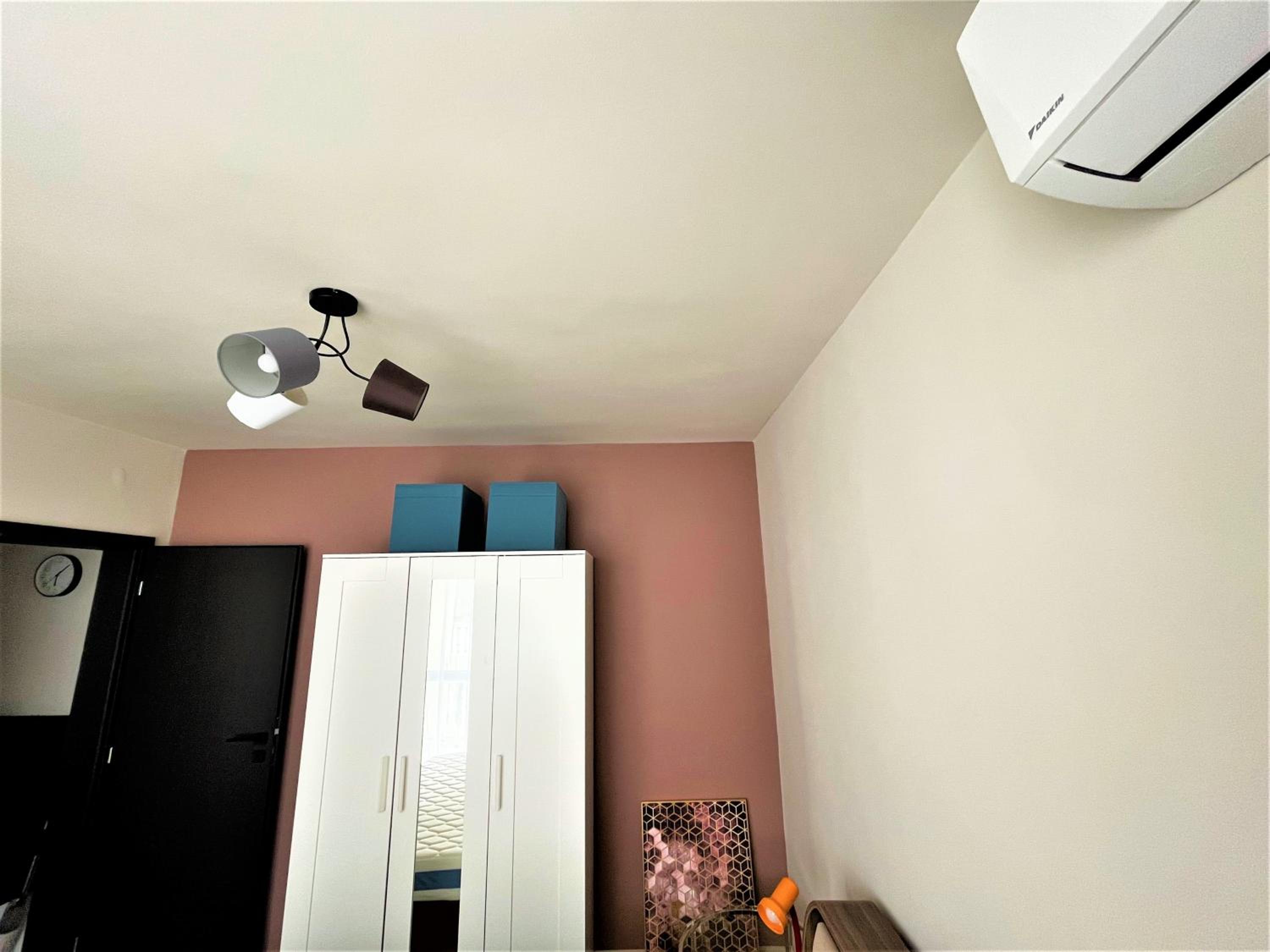 Bravo 5 Holiday Home
