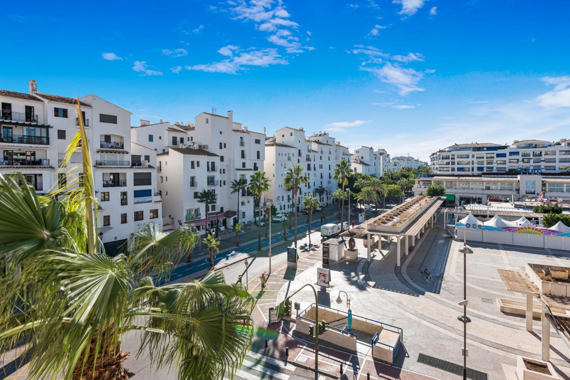 3 br apartment in top location view 2