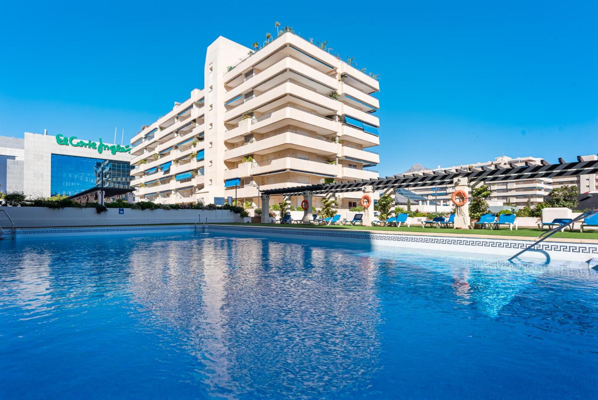 3 br apartment in top location view 4