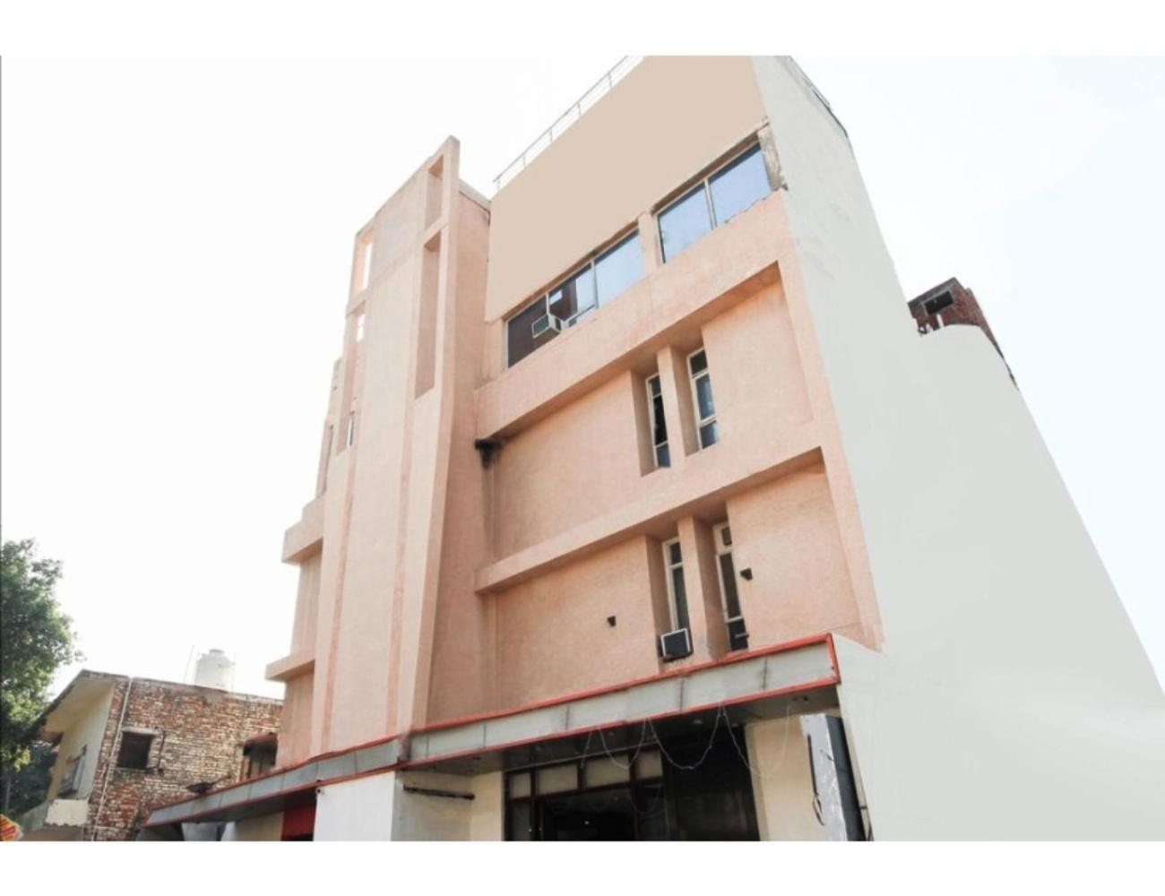 Hotel Viren Pacfic, Agra