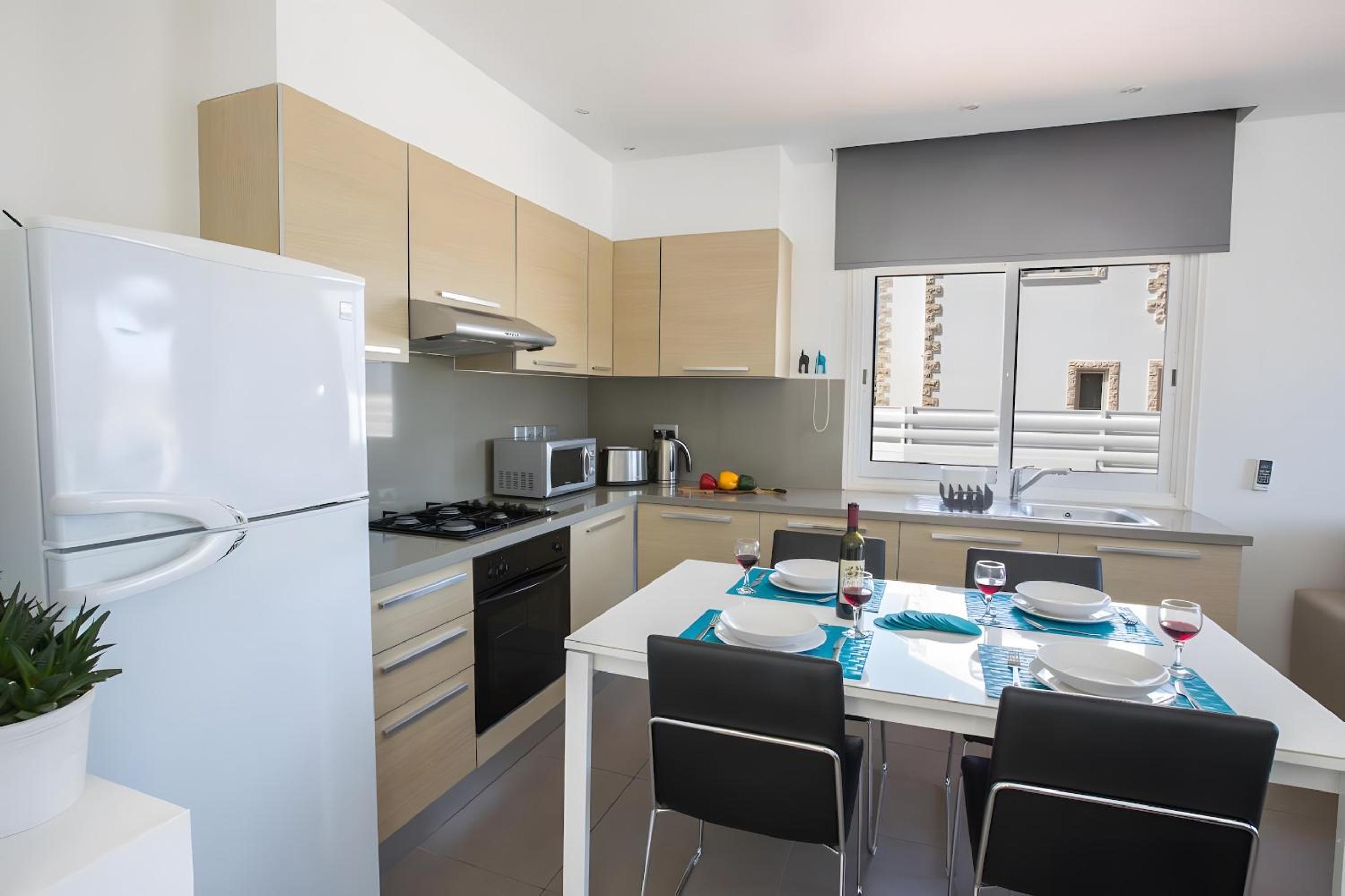 Sun & Sea Seaview Apartment