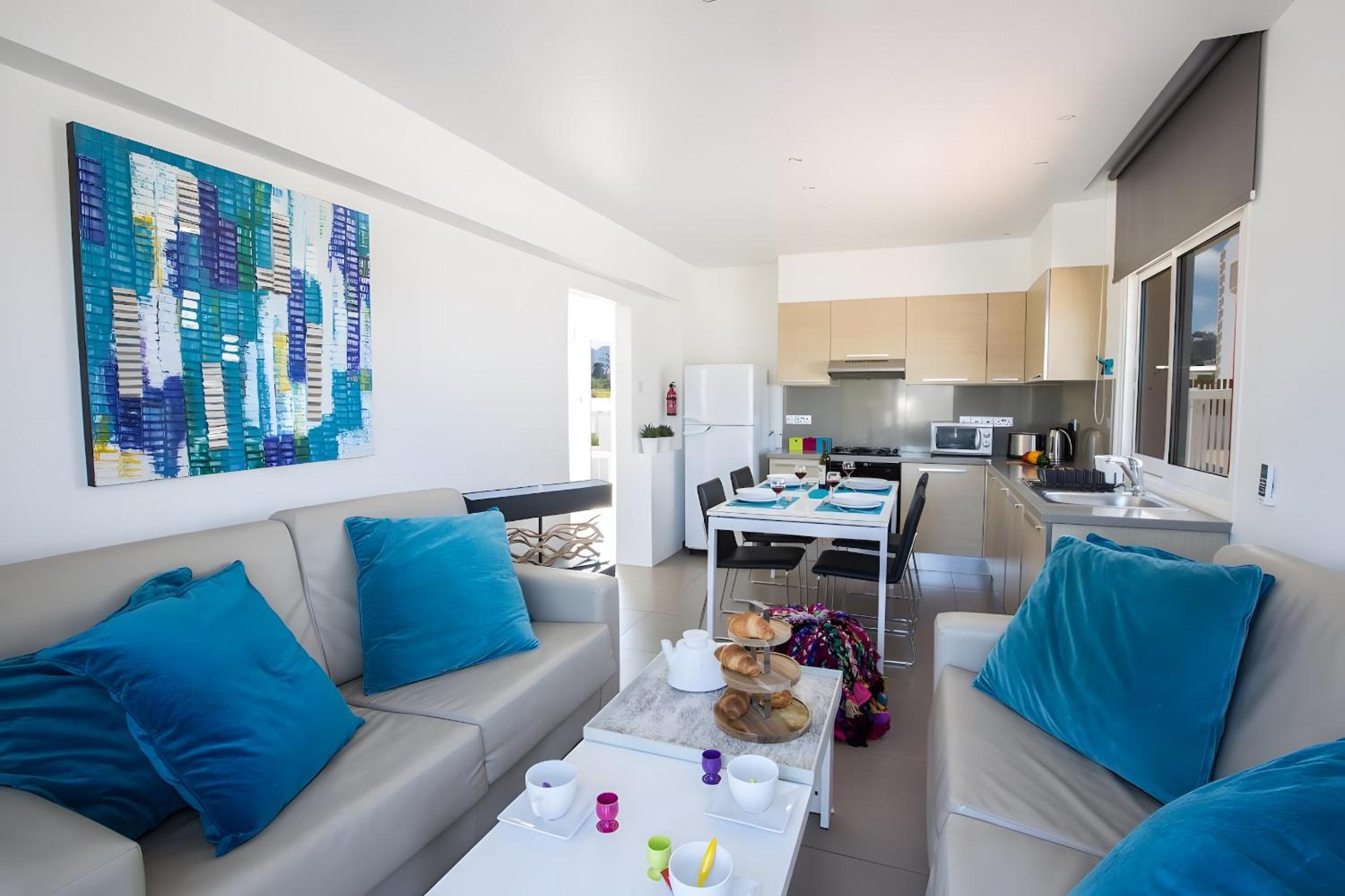 Sun & Sea Seaview Apartment