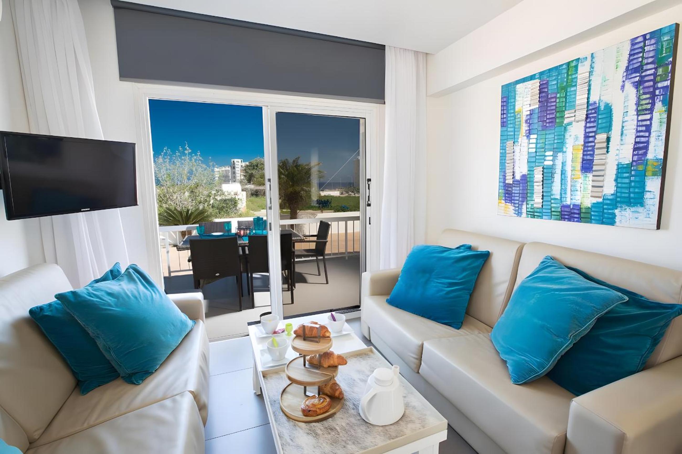 Sun & Sea Seaview Apartment