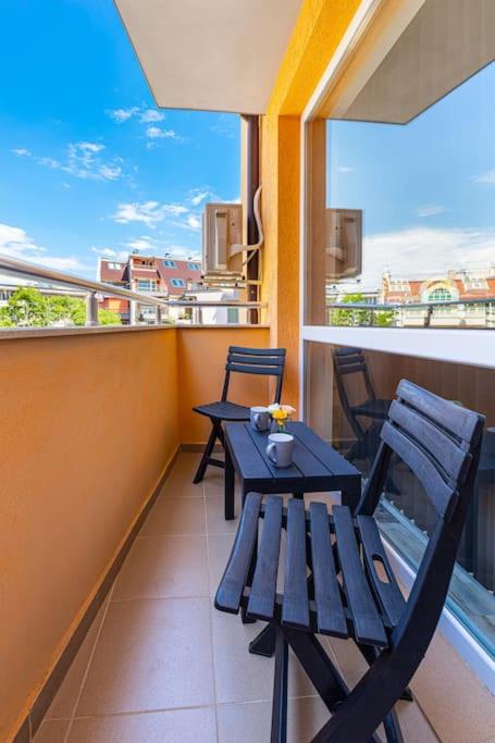 Florance flat next to Old Town & City Center NEW