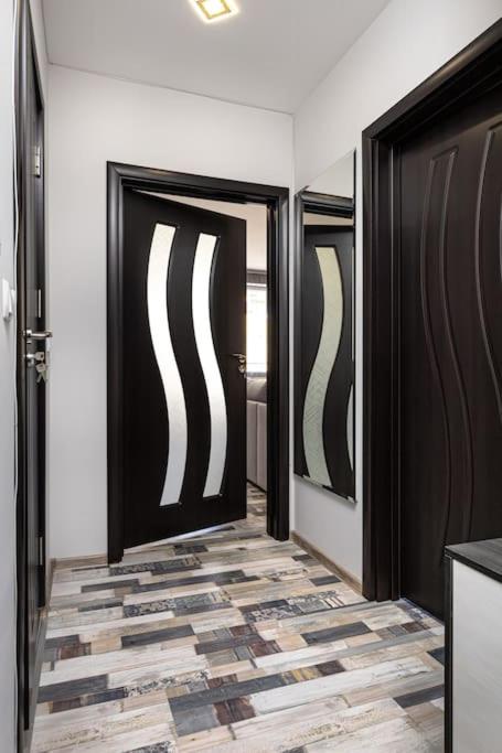 Florance flat next to Old Town & City Center NEW