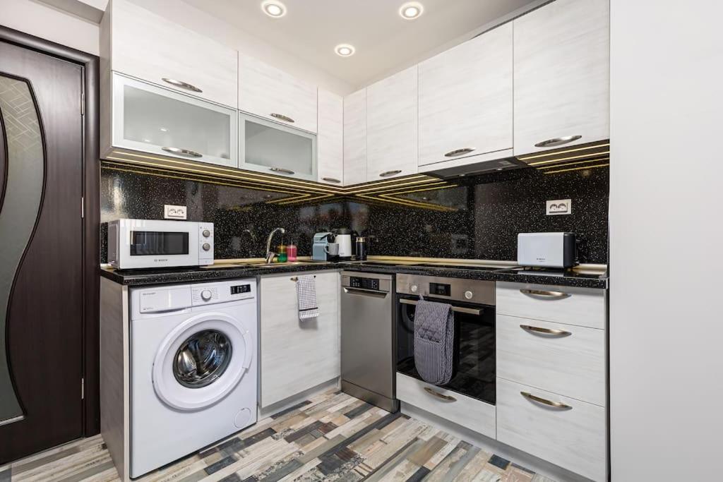 Florance flat next to Old Town & City Center NEW