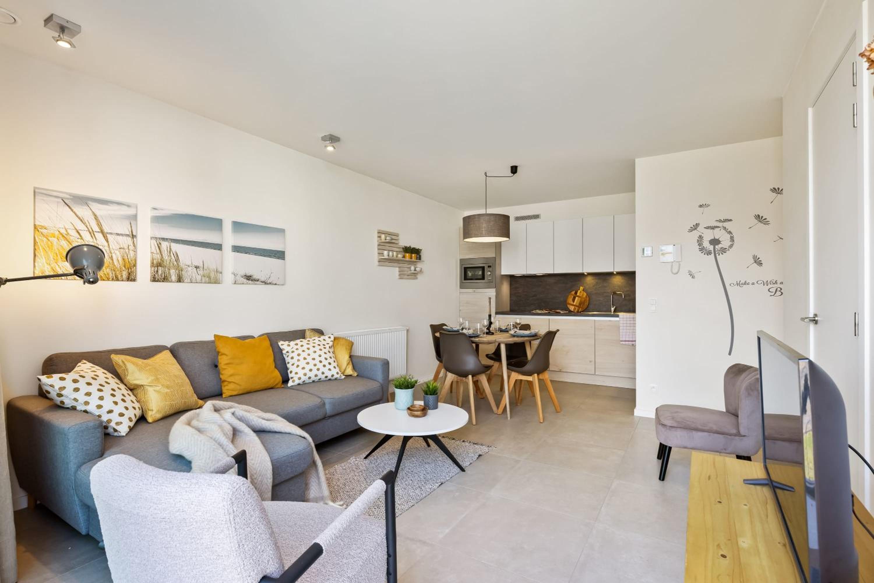 Huswell - Apartment with natural swimming pool