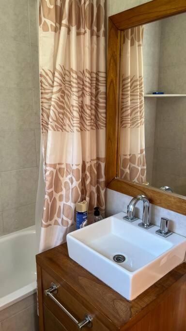 Casa en Ing. Maschwitz con gran parque y pileta