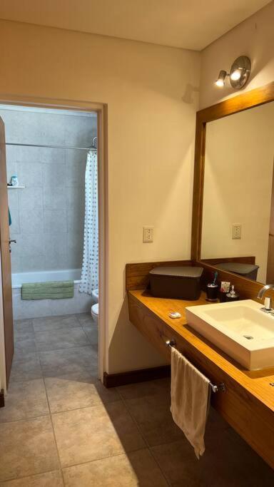 Casa en Ing. Maschwitz con gran parque y pileta