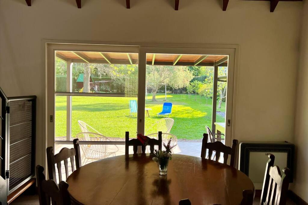 Casa en Ing. Maschwitz con gran parque y pileta