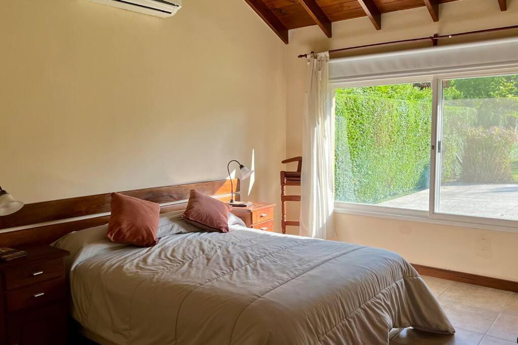 Casa en Ing. Maschwitz con gran parque y pileta