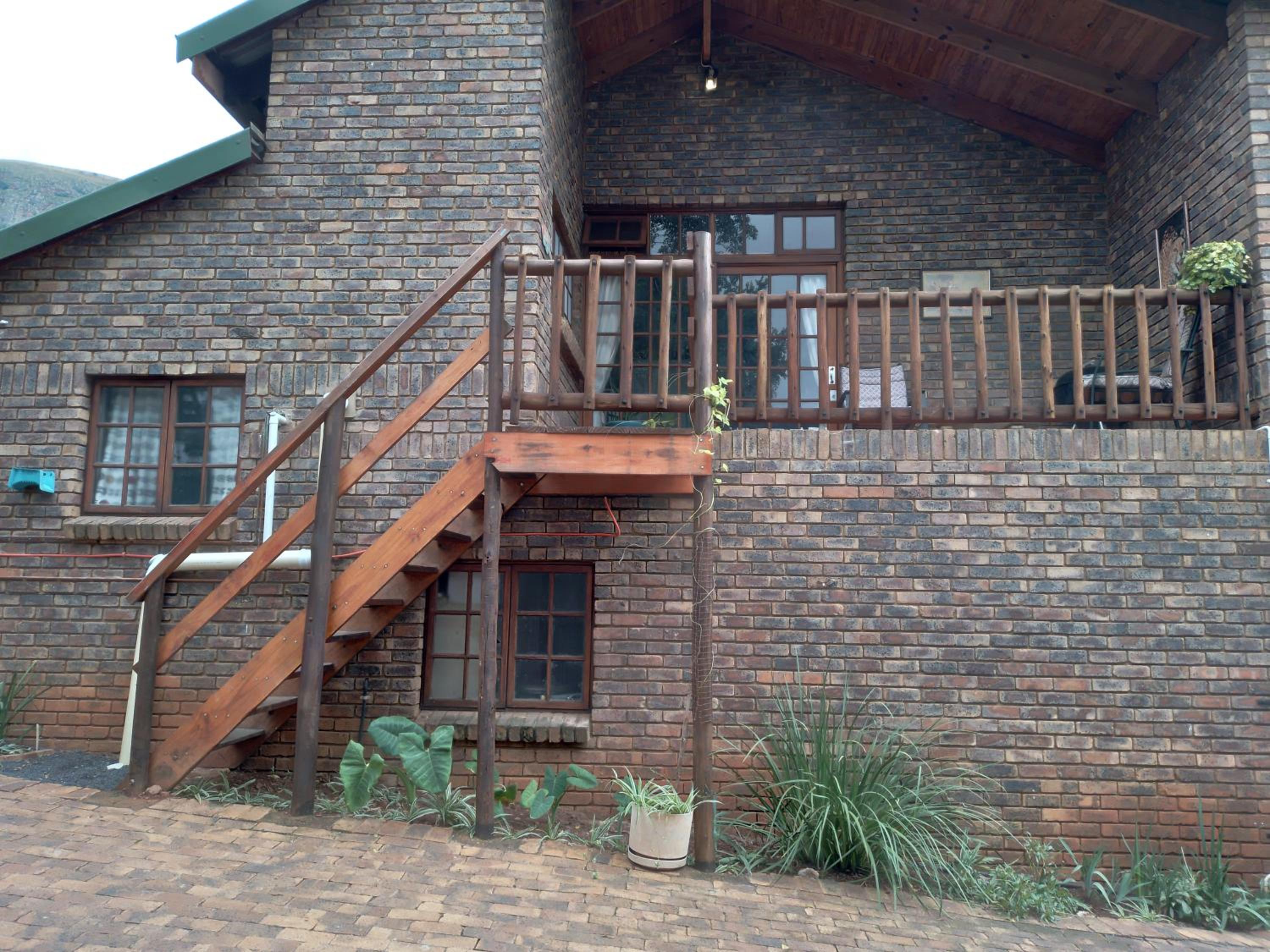 Sharon's Dream - Self Catering Apartment view 3