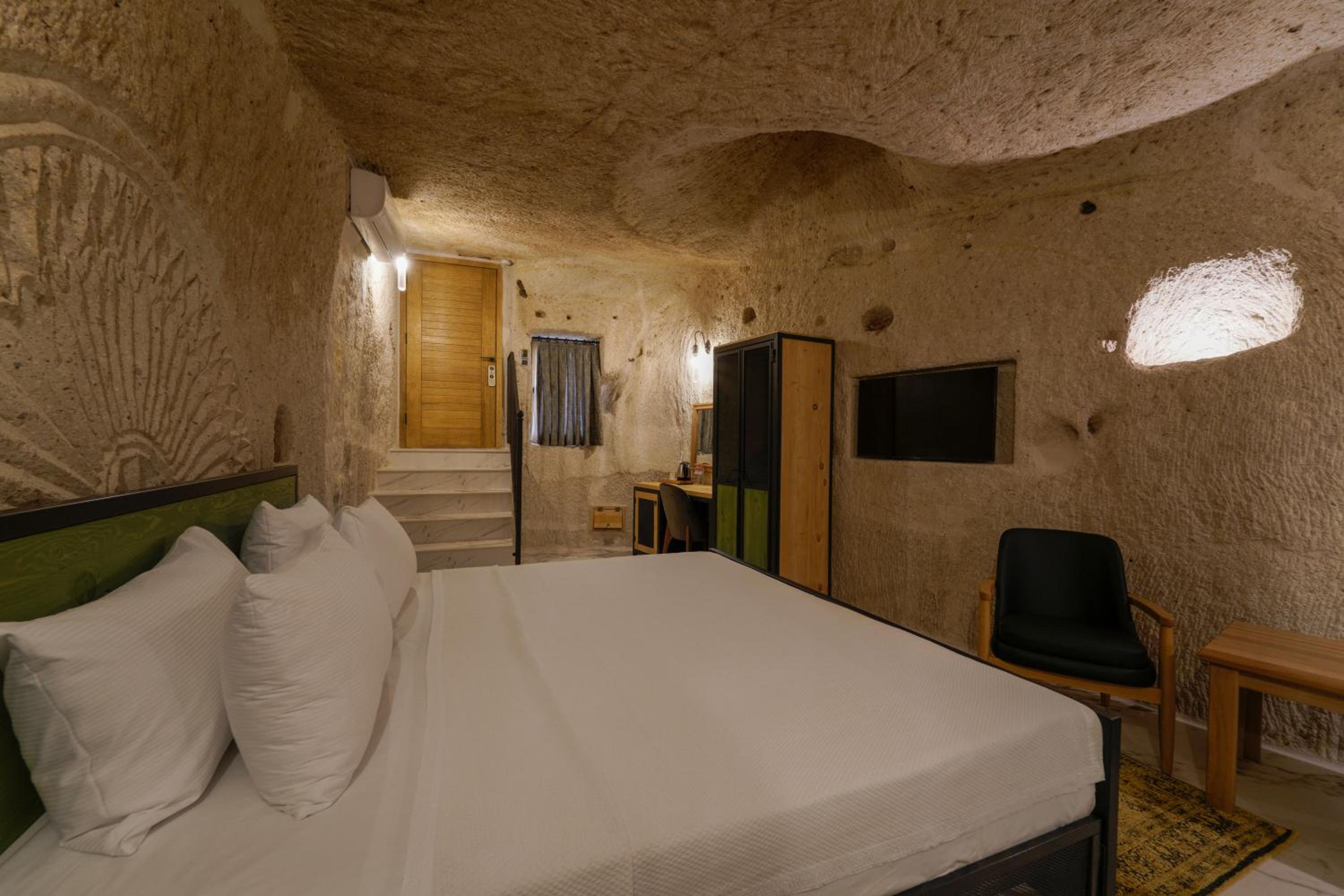 The Niche Cave Hotel - Image 90