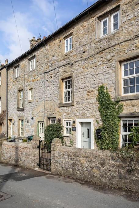 Primrose Cottage with Log Burner (Dog Friendly) view 3