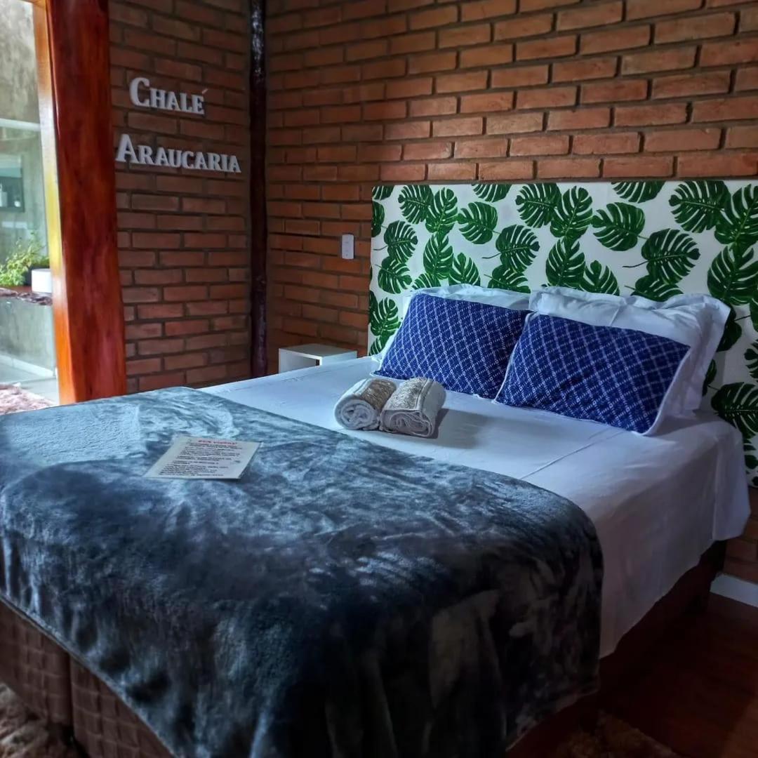 Chalé Araucária- Vale das Pedras MG