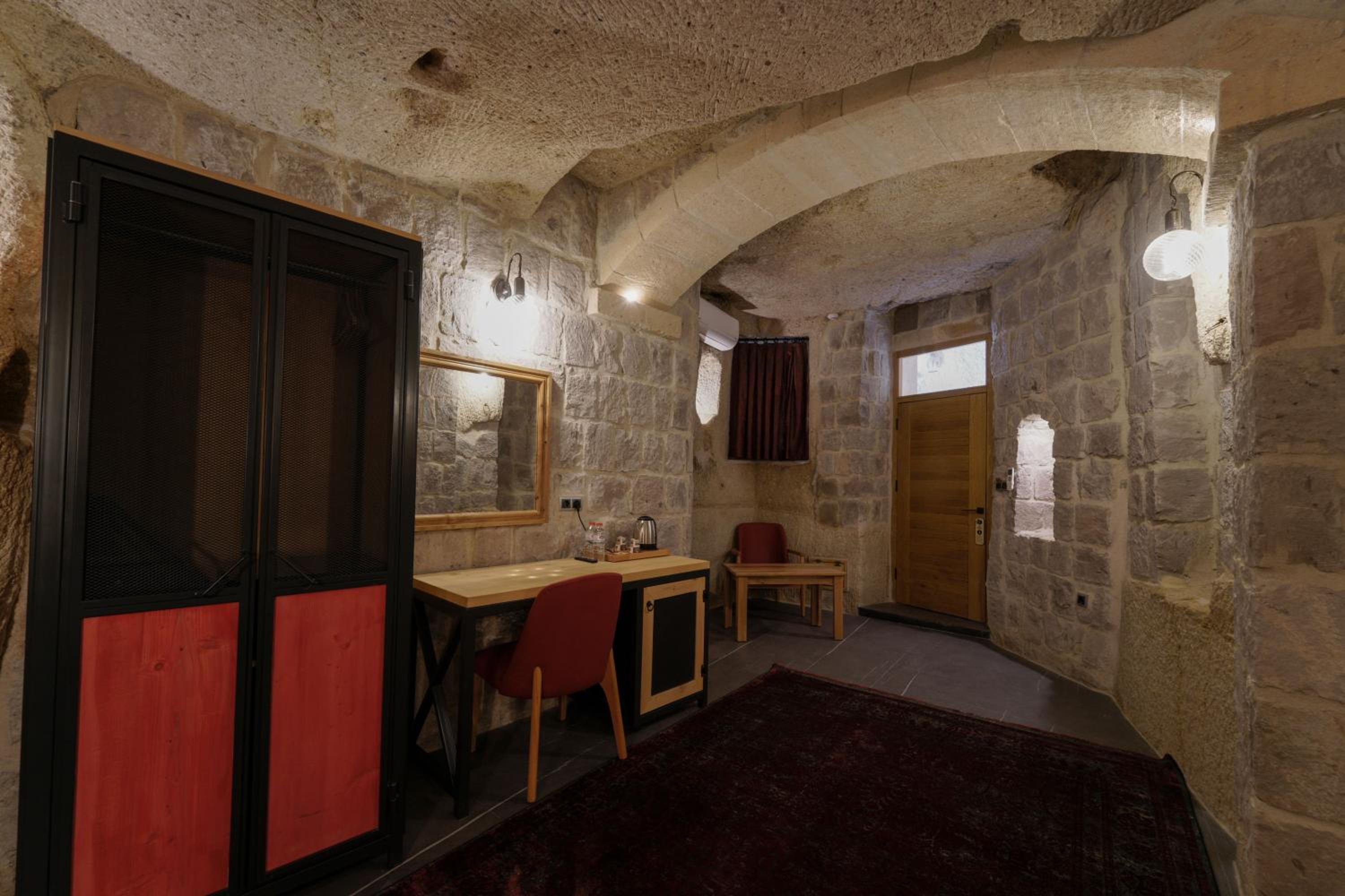 The Niche Cave Hotel - Image 110