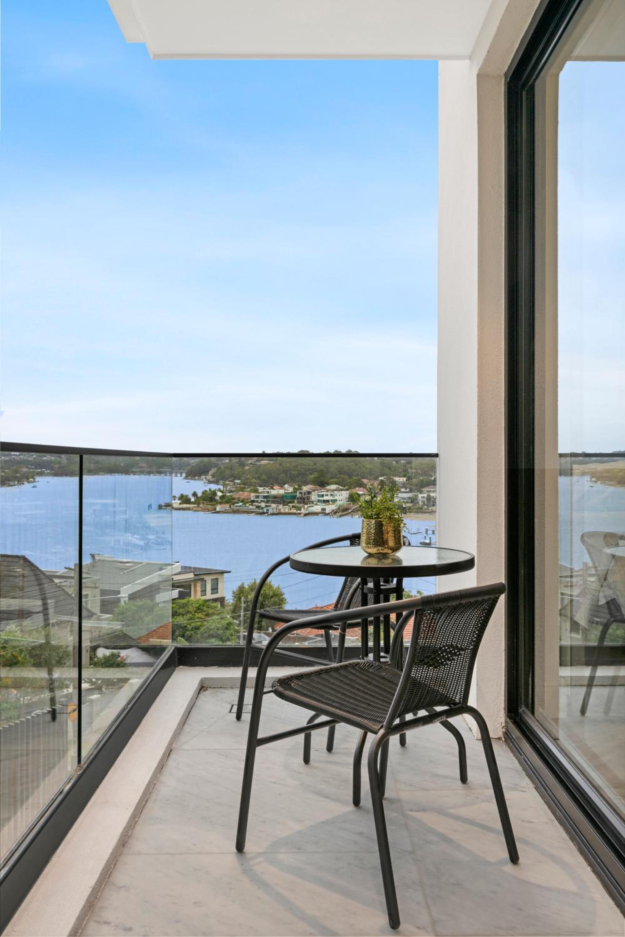 Luxury Waterside Home Sanctuary