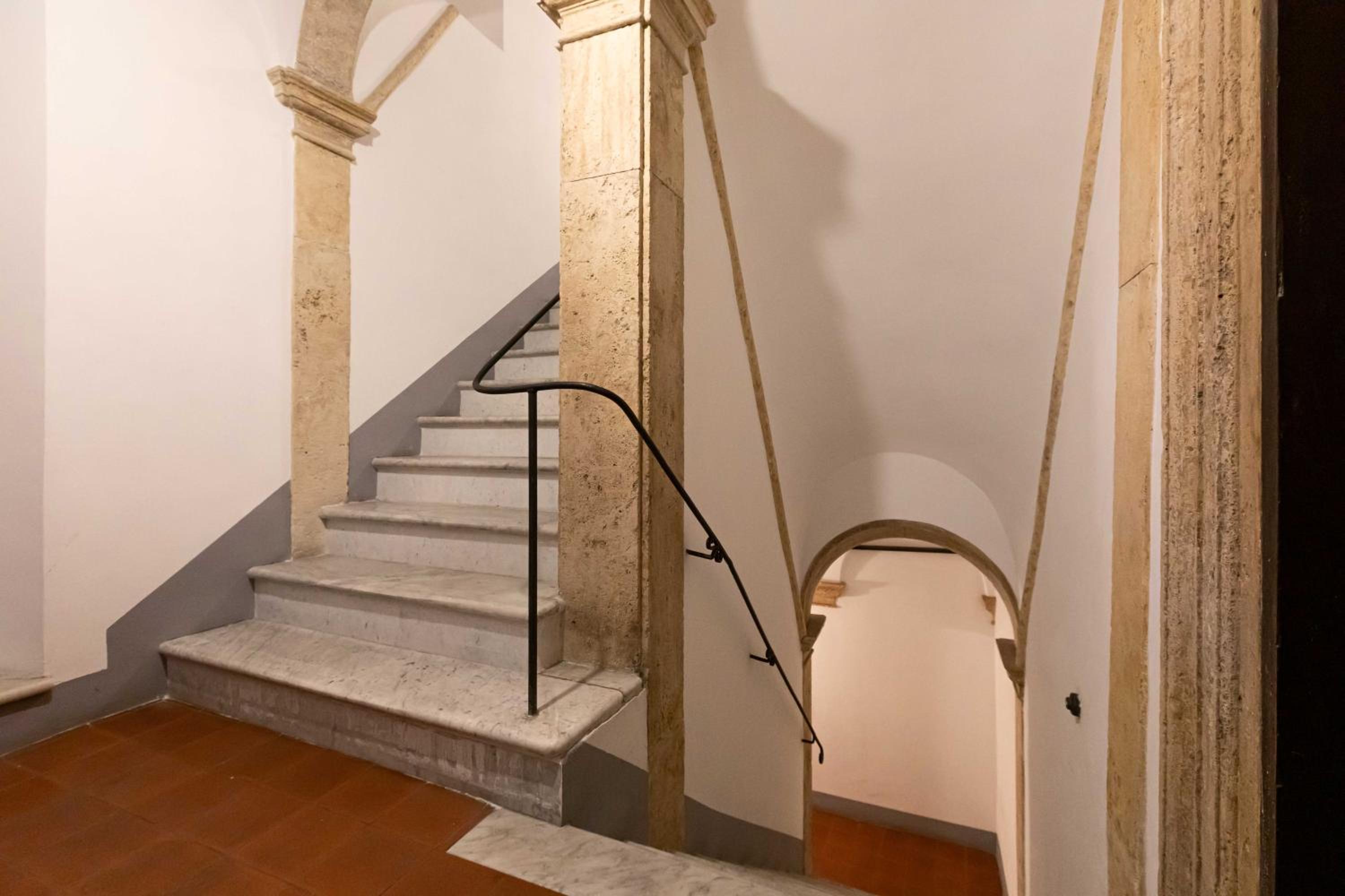 Apartment by the Pantheon with two Bedroom 2 bathroom