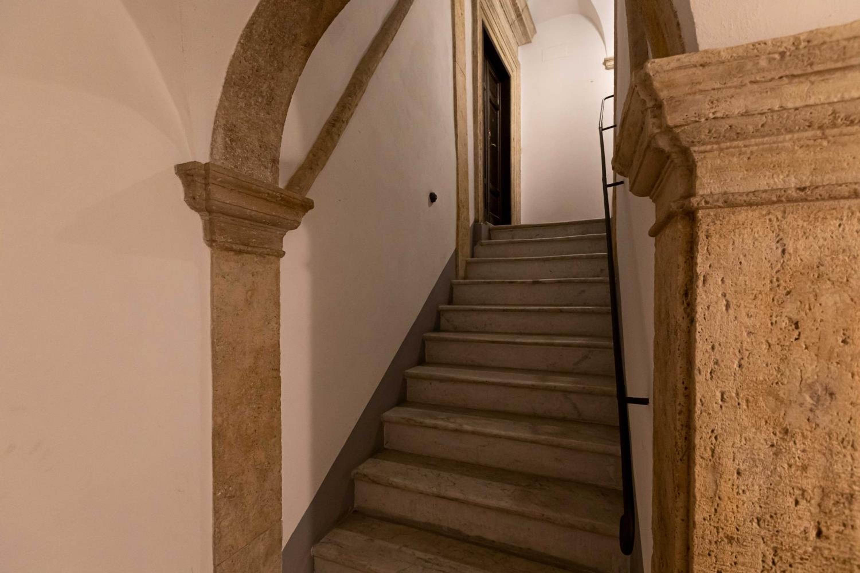 Apartment by the Pantheon with two Bedroom 2 bathroom
