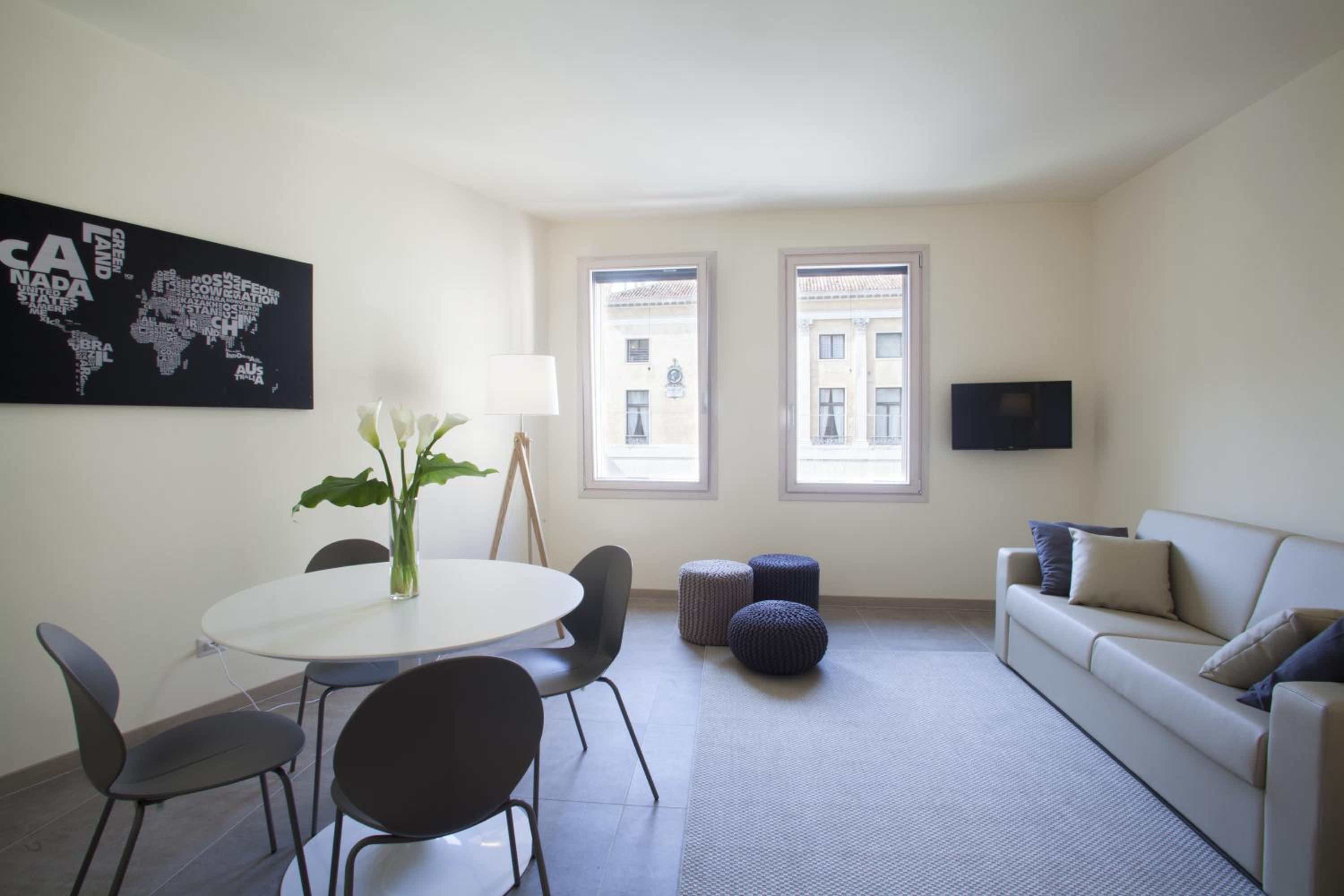 Erïk Langer Pedrocchi Suites