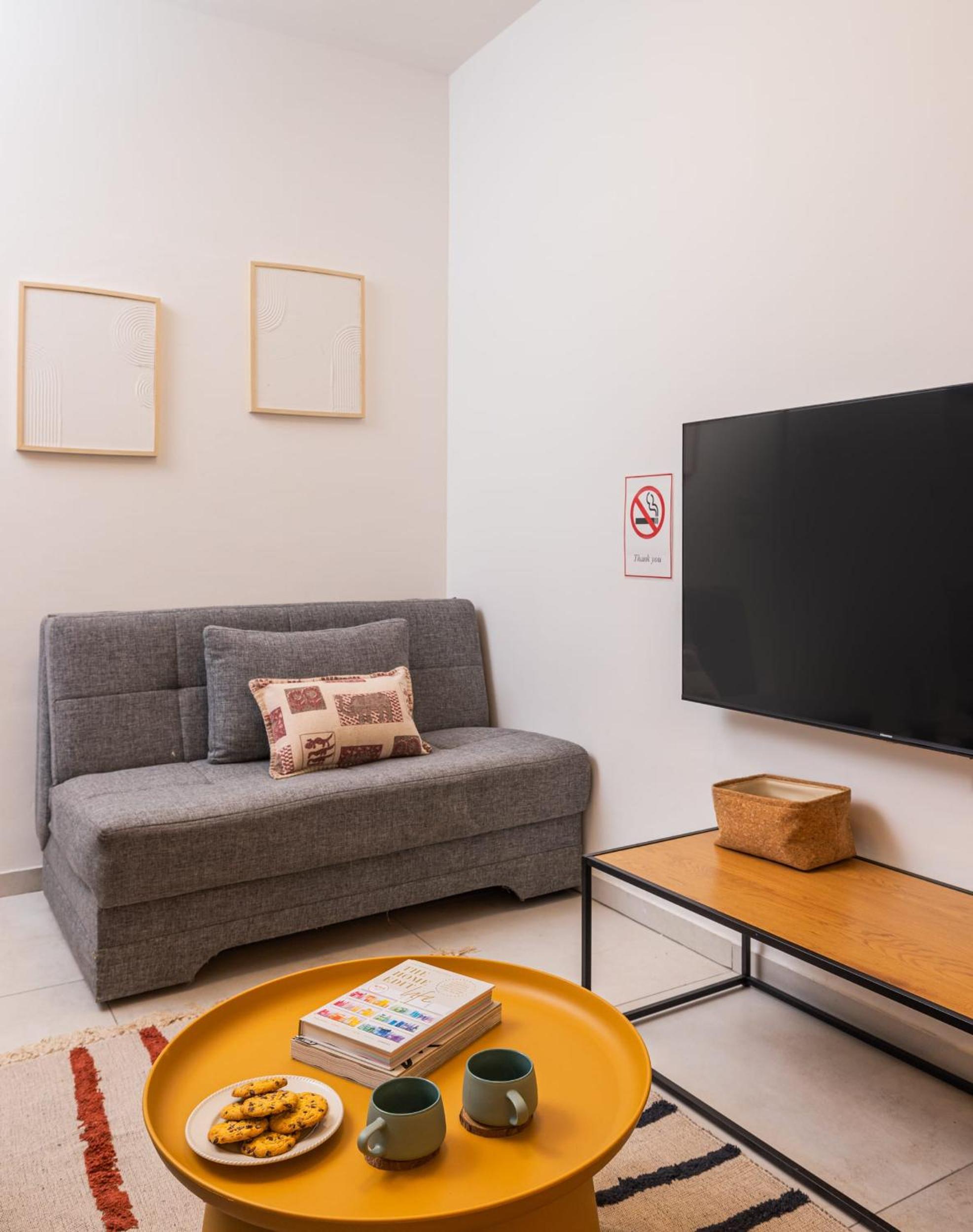 Beach & Market Designed Duplex view 3