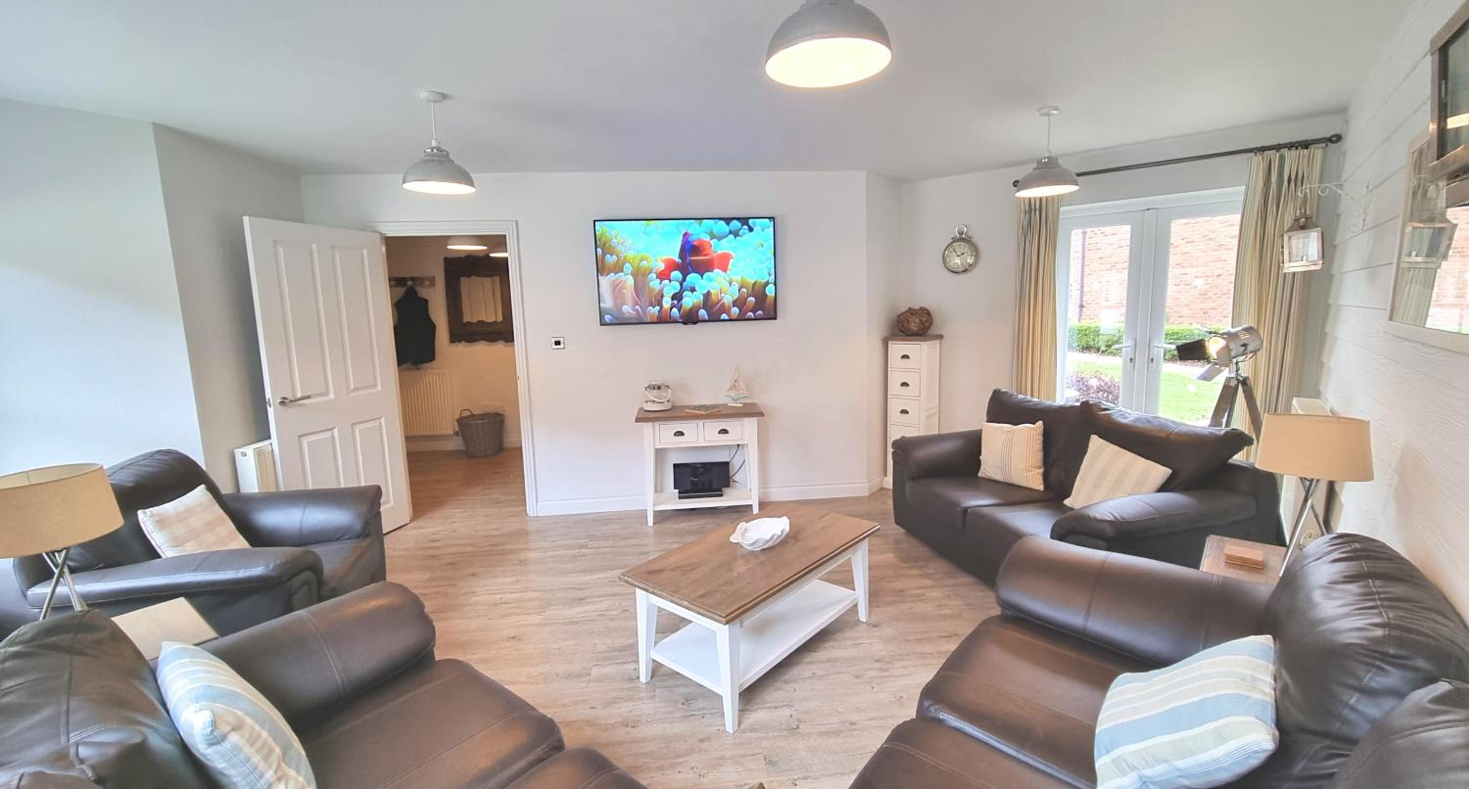 The Bay Filey - Corner Cottage view 3