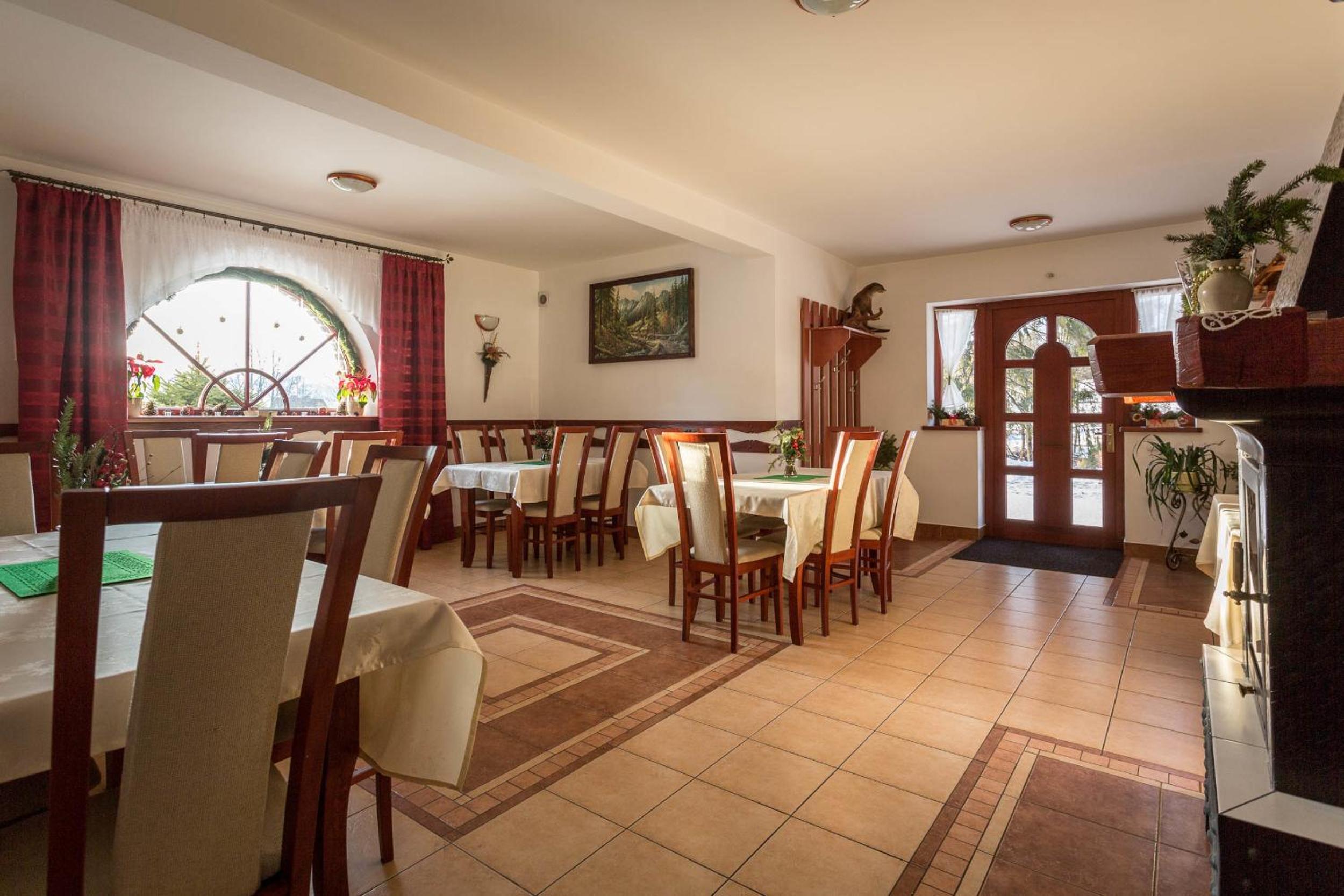 Sykowny Dworek Apartamenty view 5