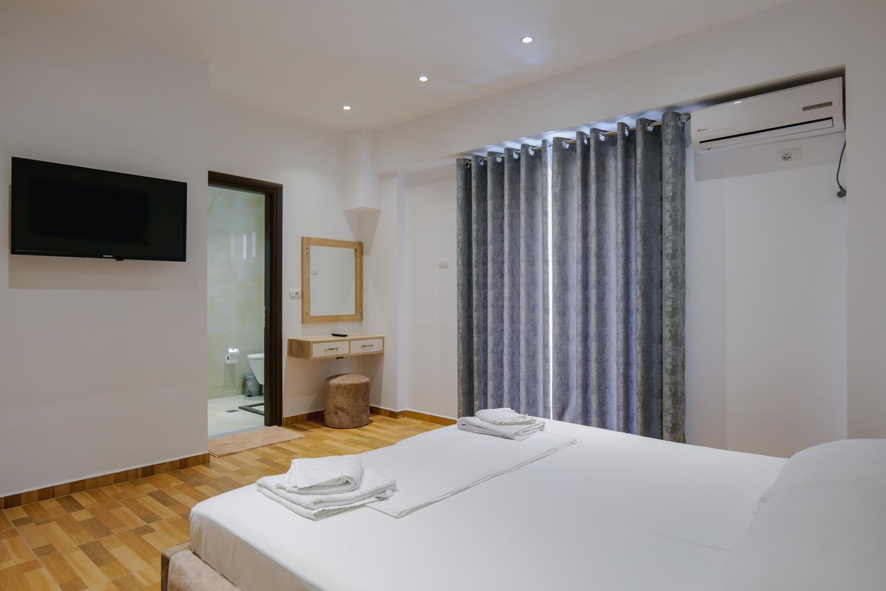 Osmani Rooms Sarande