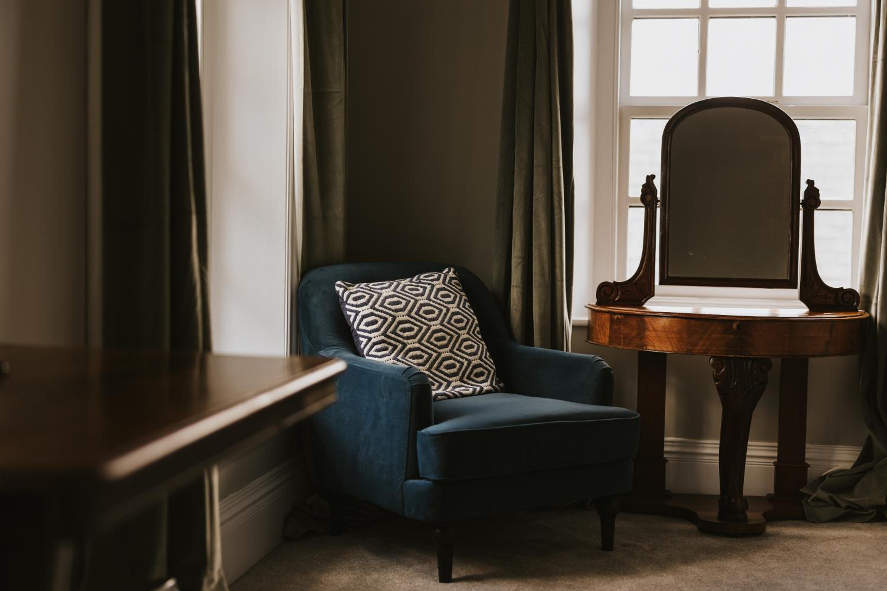 Healing Manor Hotel