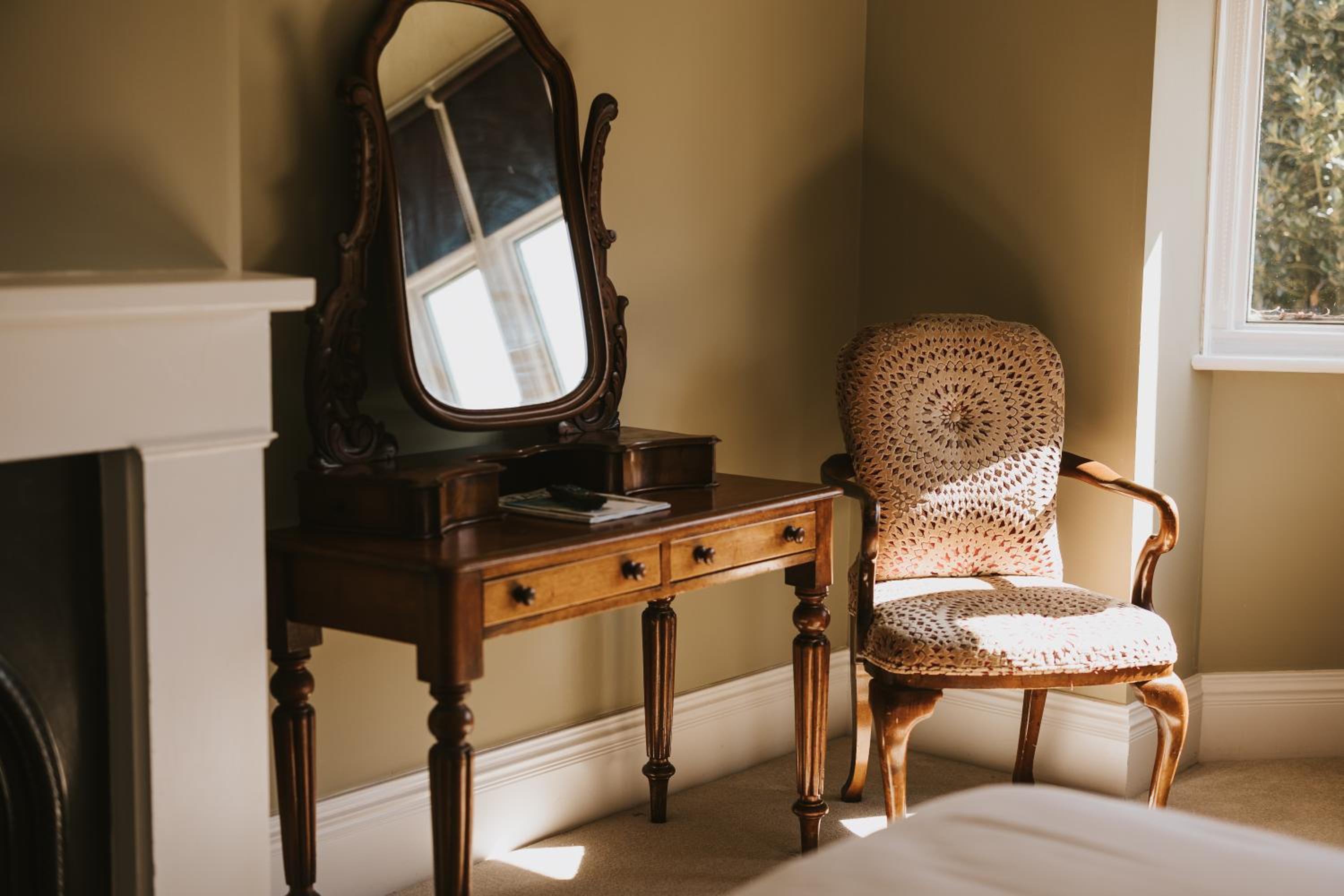 Healing Manor Hotel
