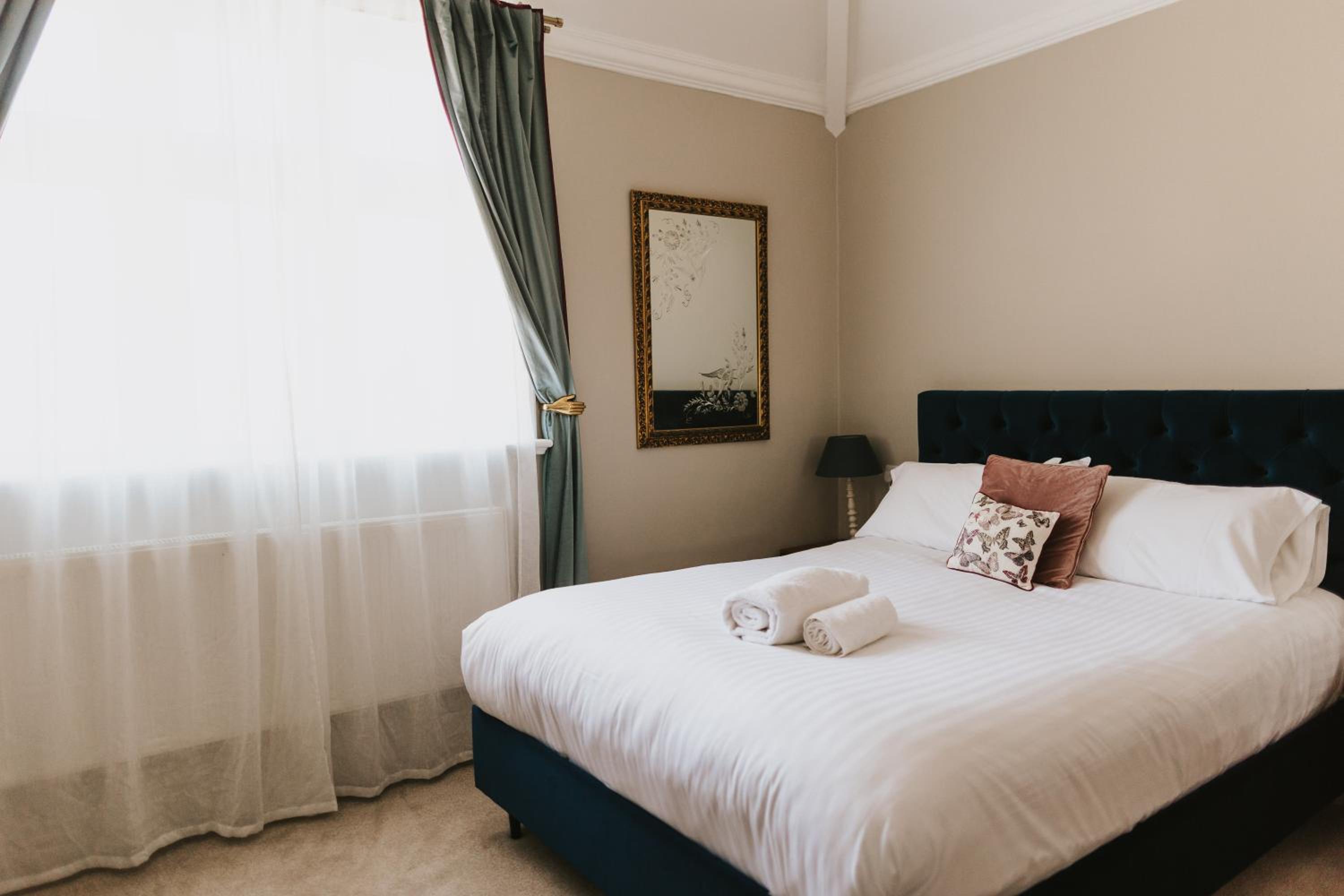 Healing Manor Hotel